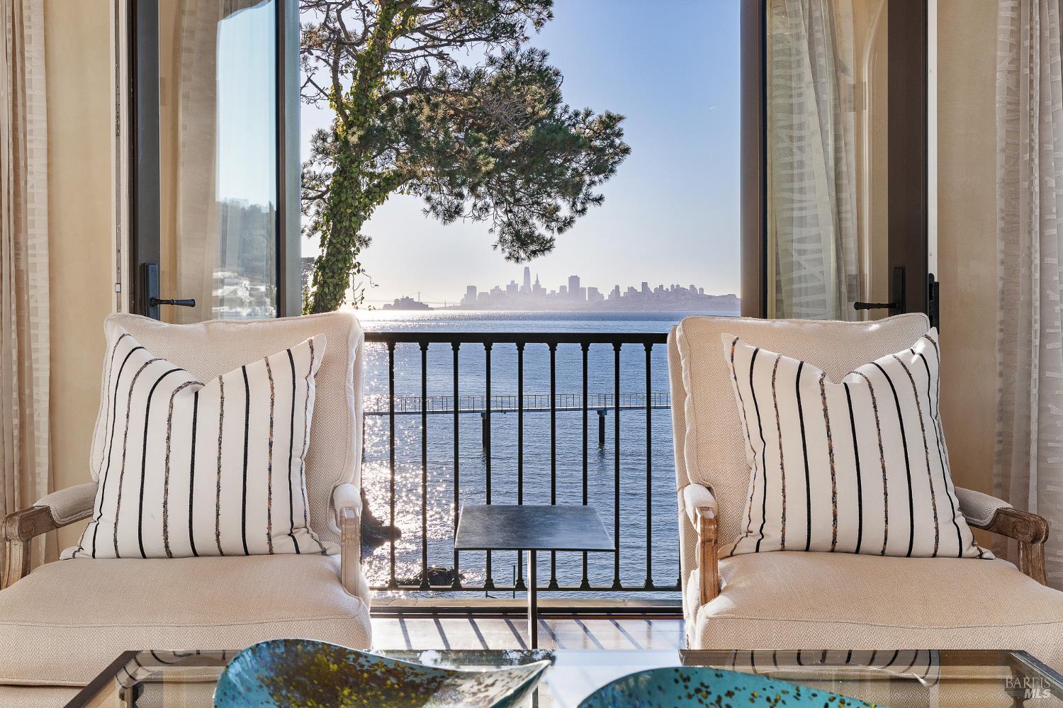 Detail Gallery Image 6 of 75 For 125 Belvedere Ave, Belvedere,  CA 94920 - 5 Beds | 5/5 Baths