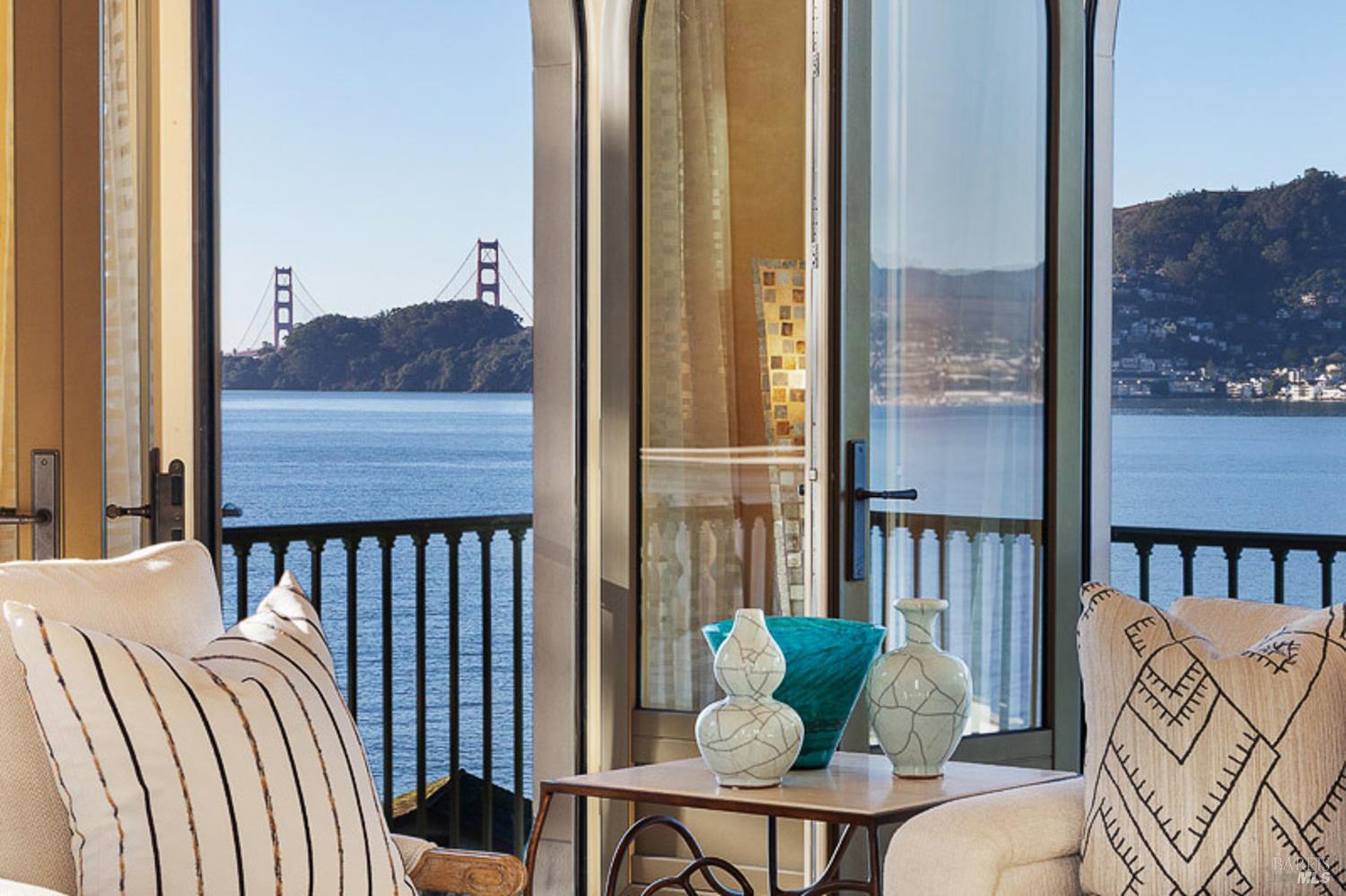 Detail Gallery Image 34 of 75 For 125 Belvedere Ave, Belvedere,  CA 94920 - 5 Beds | 5/5 Baths