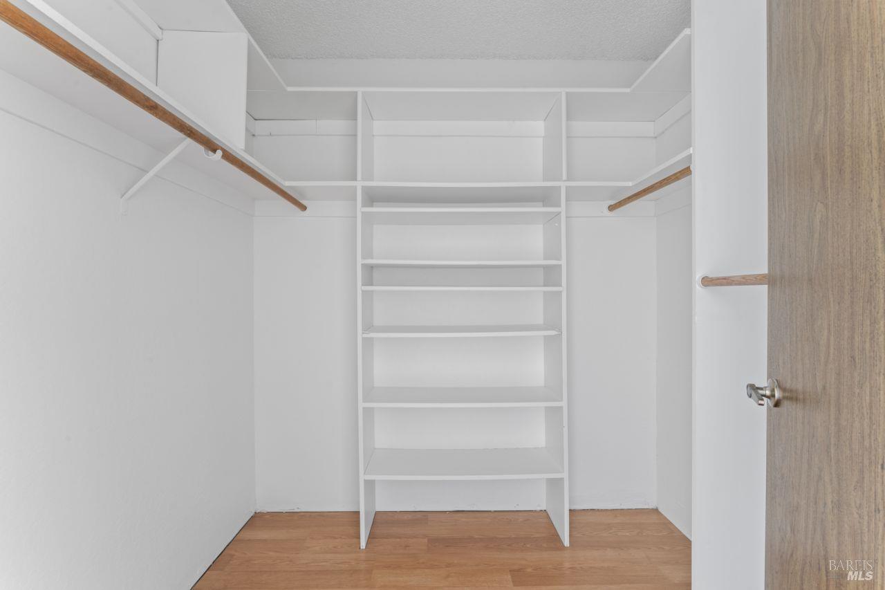 Detail Gallery Image 22 of 37 For 11 Creekwood Cir, Rohnert Park,  CA 94928 - 3 Beds | 2 Baths