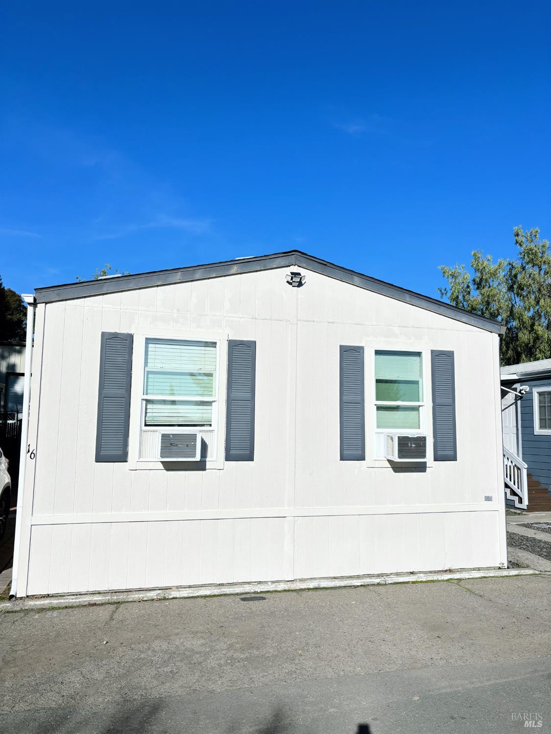 Front Image Thumbnail for BA325101043