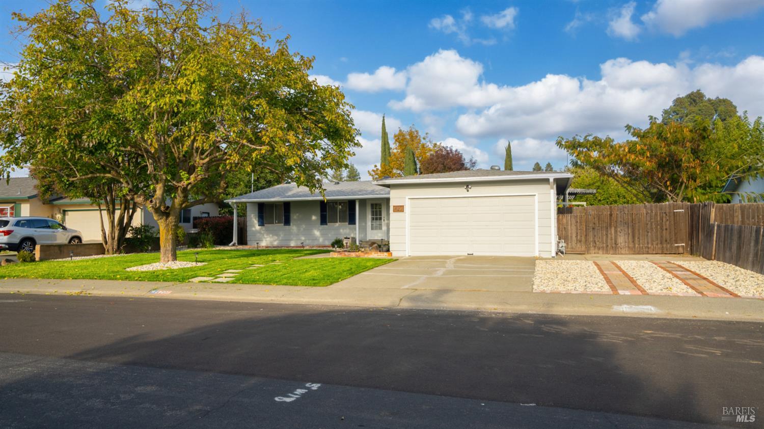 Detail Gallery Image 37 of 37 For 420 Mckenzie Dr, Dixon,  CA 95620 - 3 Beds | 2 Baths