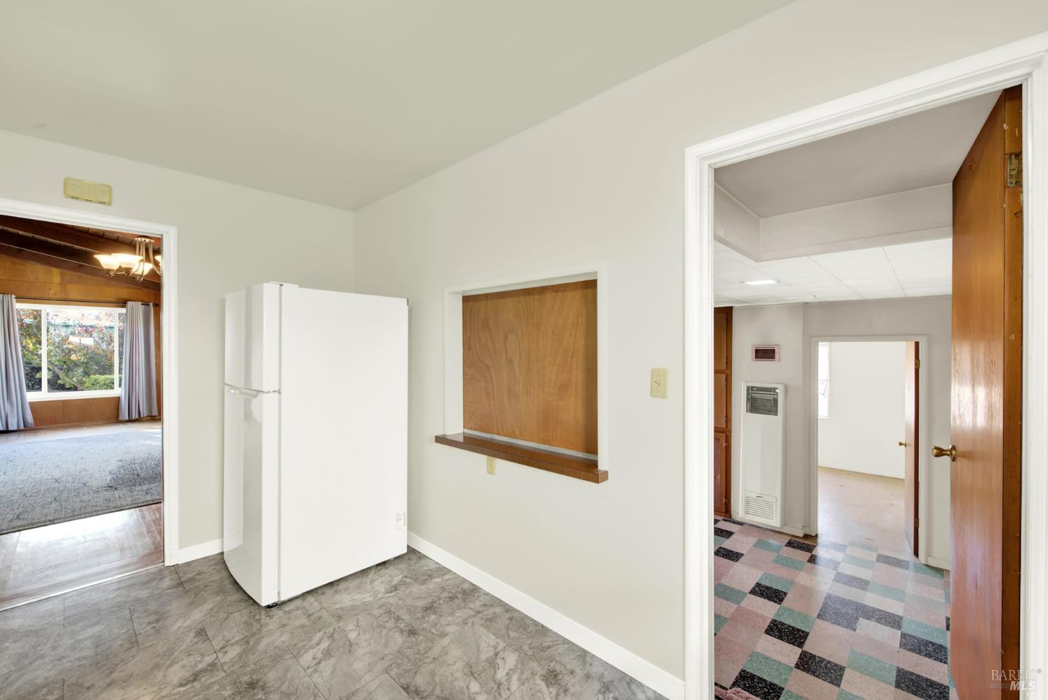 Detail Gallery Image 14 of 29 For 640 S Minahen St, Napa,  CA 94559 - 3 Beds | 2 Baths