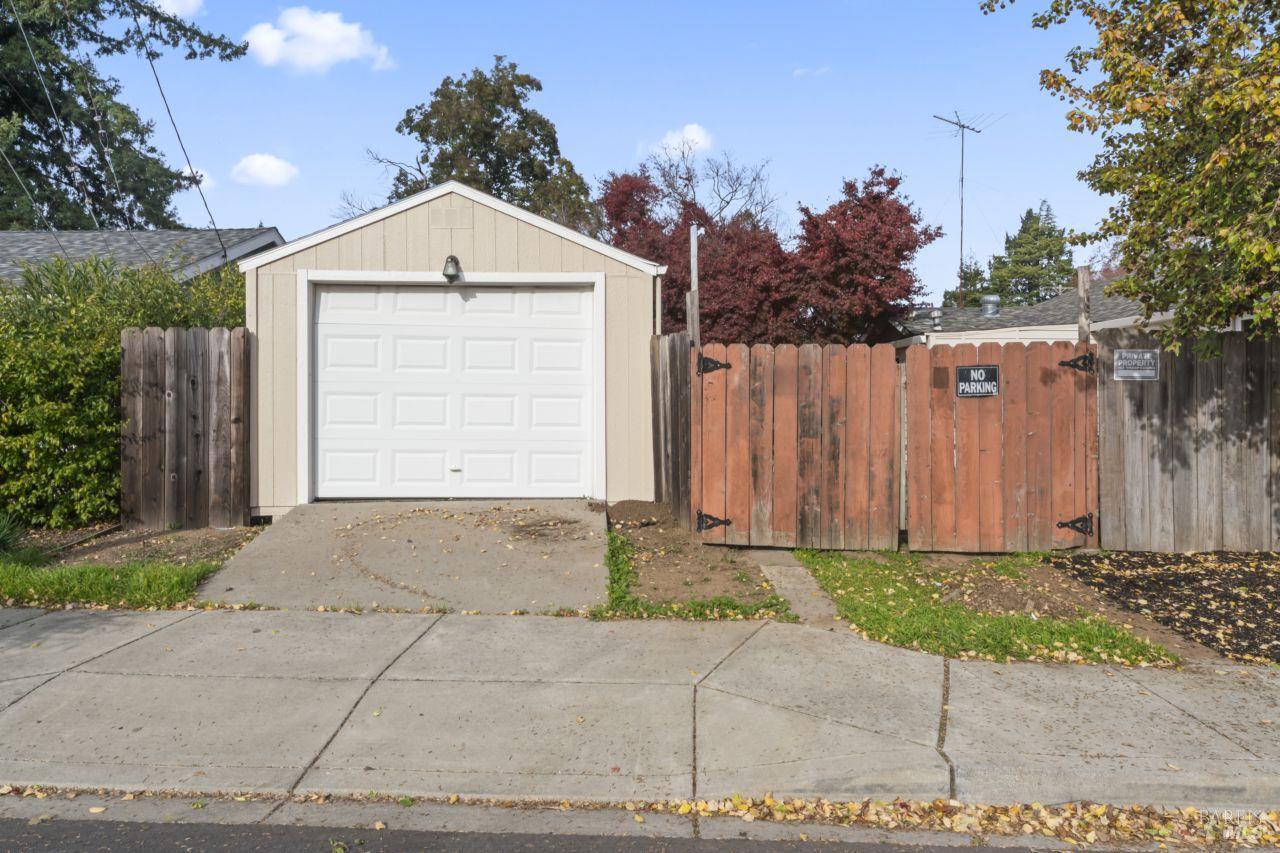 Detail Gallery Image 23 of 24 For 1295 Hemlock St, Napa,  CA 94559 - 3 Beds | 1 Baths