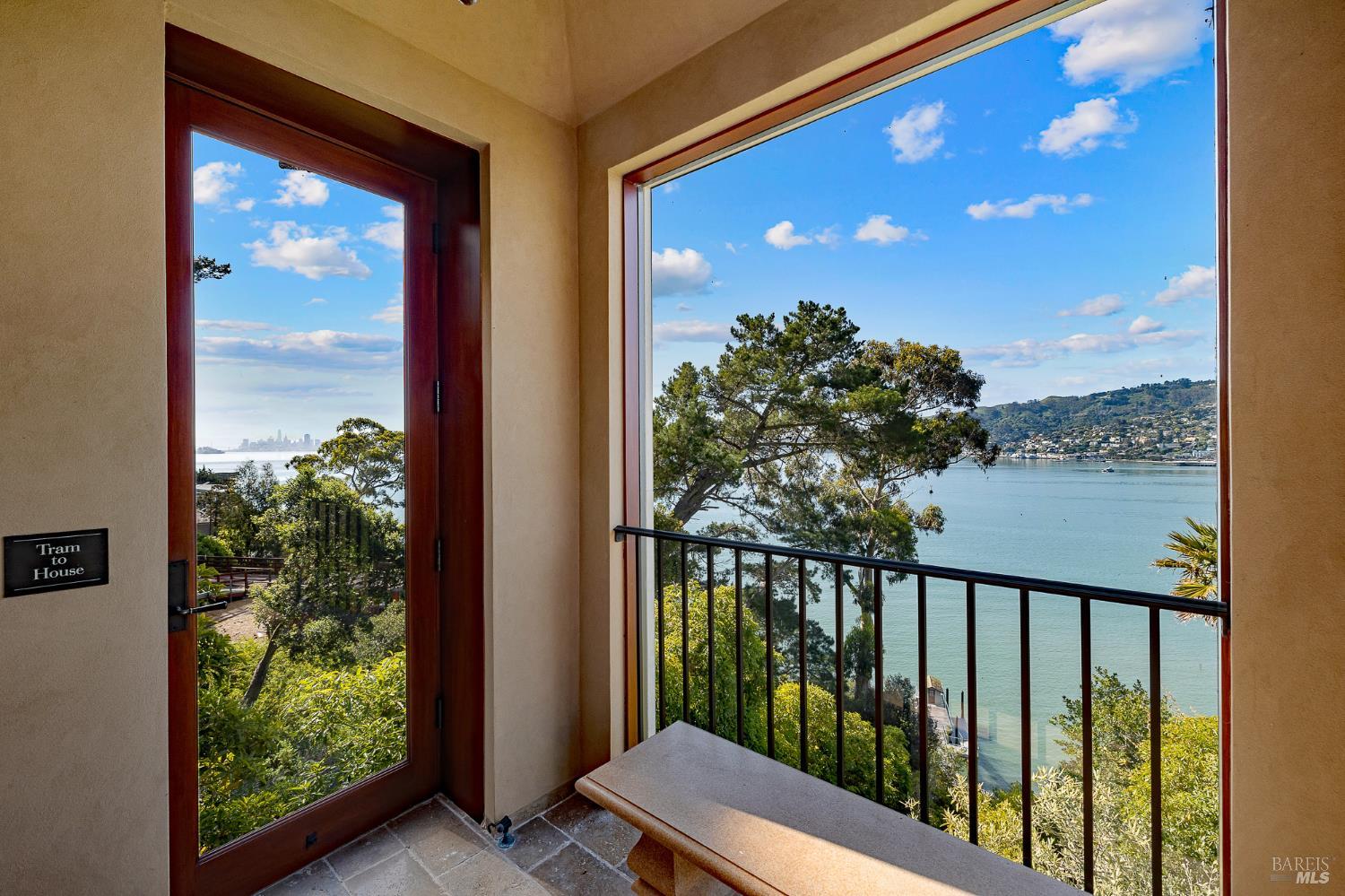 Detail Gallery Image 57 of 75 For 125 Belvedere Ave, Belvedere,  CA 94920 - 5 Beds | 5/5 Baths