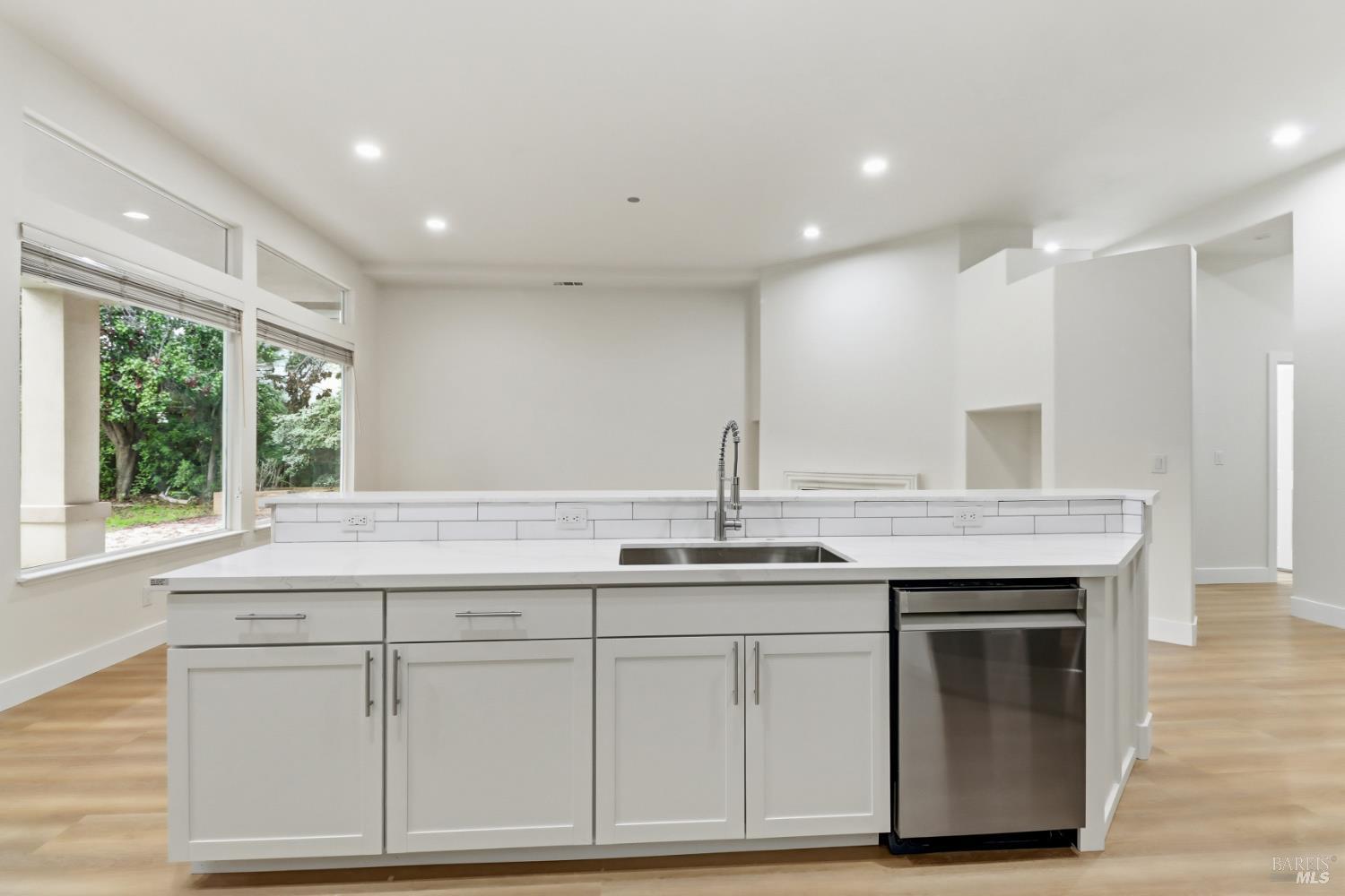 Detail Gallery Image 26 of 66 For 3650 Fullerton Ct, Fairfield,  CA 94533 - 4 Beds | 2/1 Baths