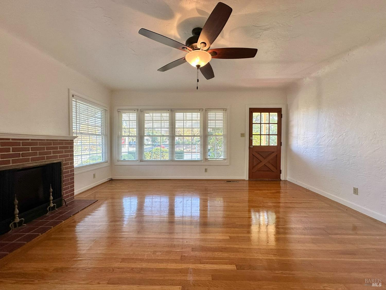 Detail Gallery Image 29 of 66 For 639 E 5th St, Benicia,  CA 94510 - – Beds | – Baths