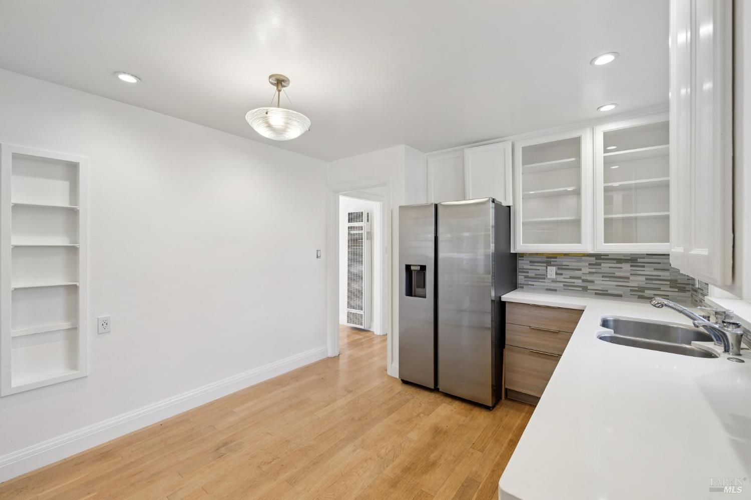 Detail Gallery Image 32 of 50 For 290 Sycamore Ave, Mill Valley,  CA 94941 - 4 Beds | 2 Baths