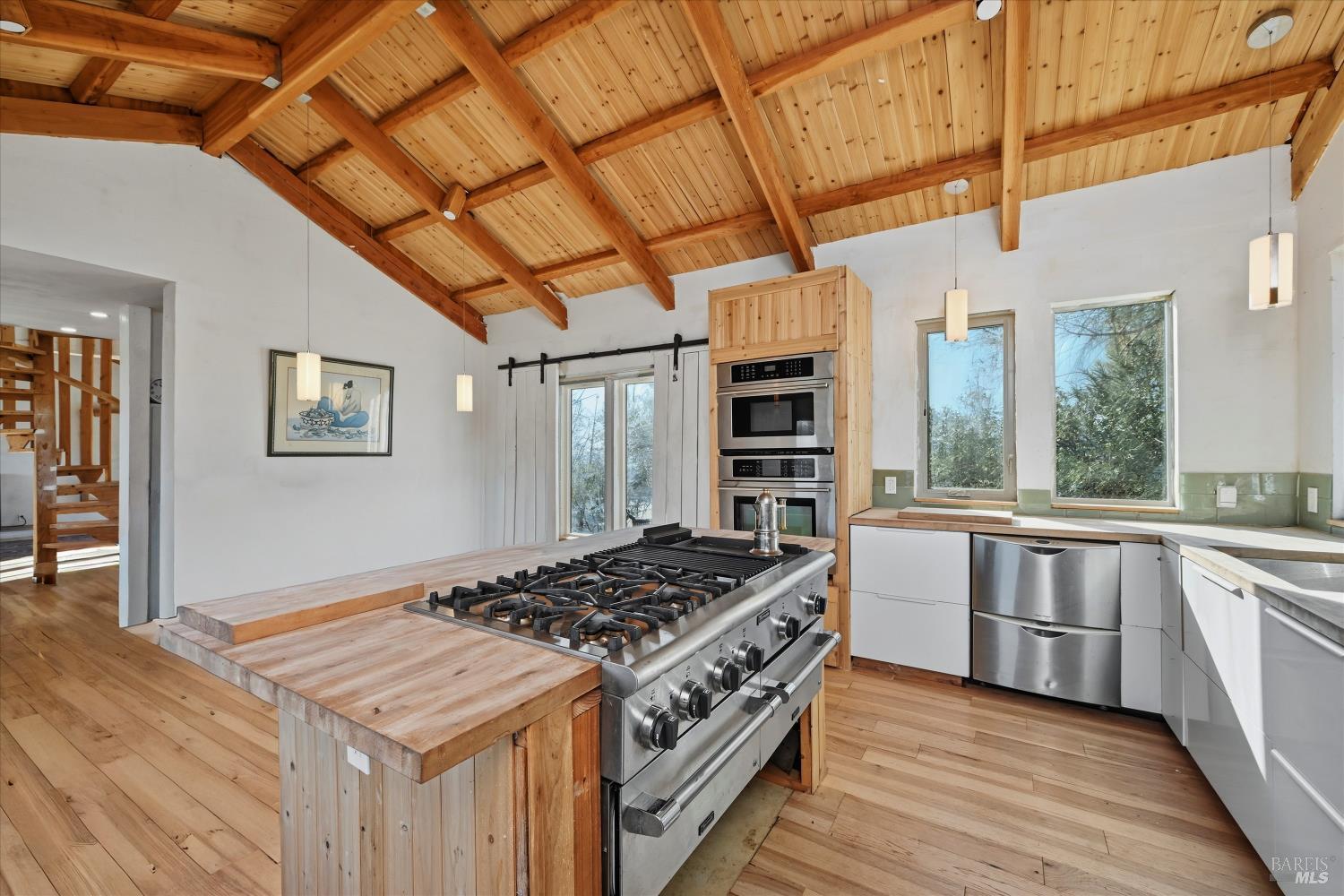 Detail Gallery Image 5 of 22 For 11651 Cerrito Dr, Clearlake Oaks,  CA 95423 - 1 Beds | 1 Baths