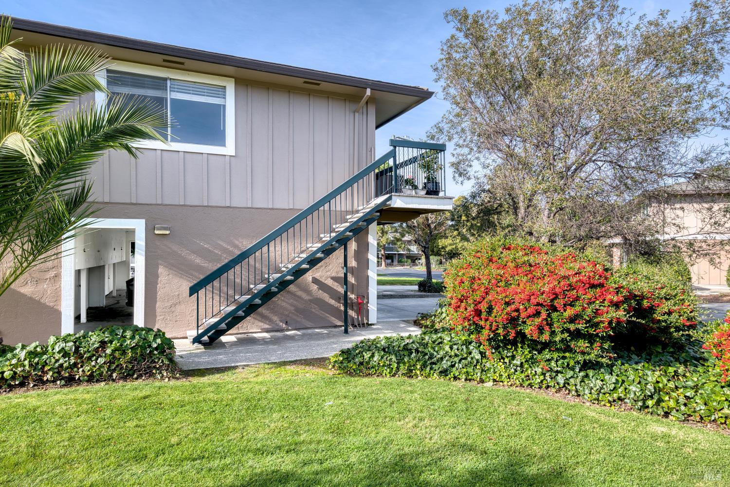 Detail Gallery Image 18 of 21 For 207 Bahia Pl, San Rafael,  CA 94901 - 2 Beds | 1 Baths