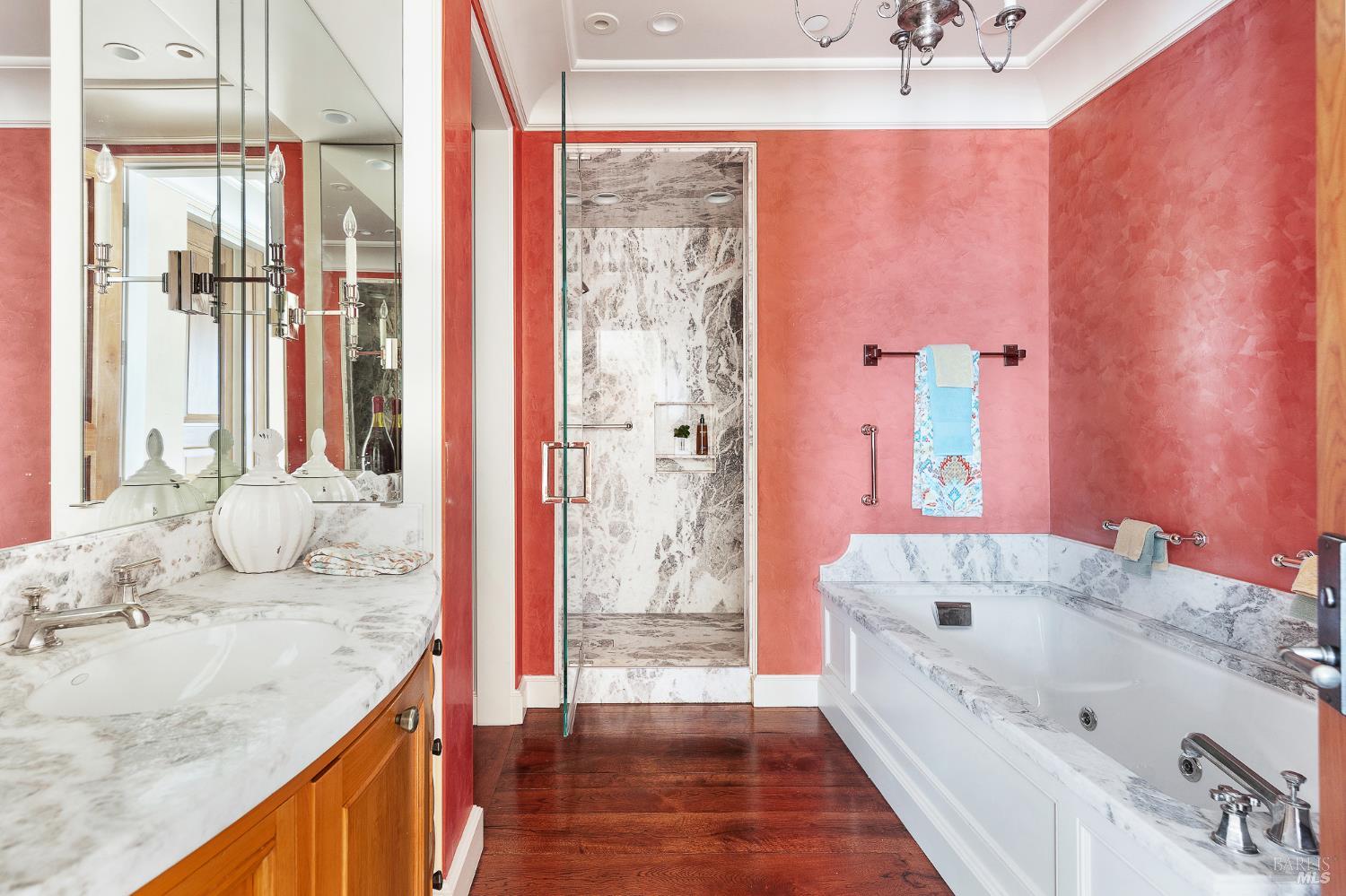 Detail Gallery Image 31 of 75 For 125 Belvedere Ave, Belvedere,  CA 94920 - 5 Beds | 5/5 Baths