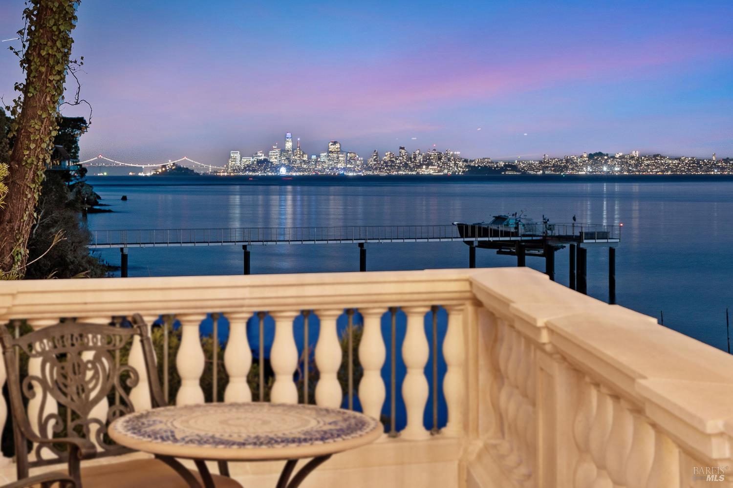 Detail Gallery Image 29 of 75 For 125 Belvedere Ave, Belvedere,  CA 94920 - 5 Beds | 5/5 Baths