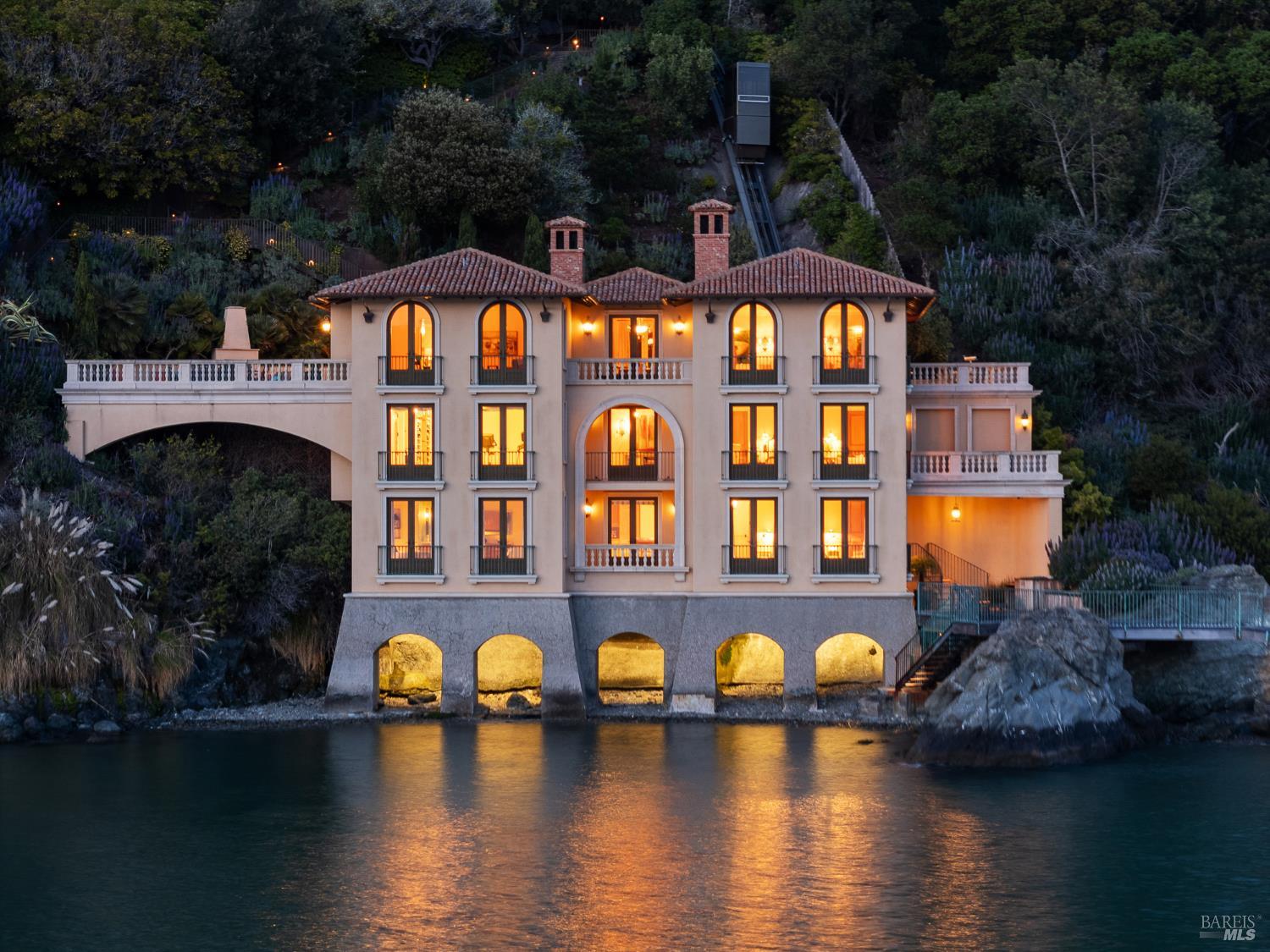 Front Image Thumbnail for BA325094928