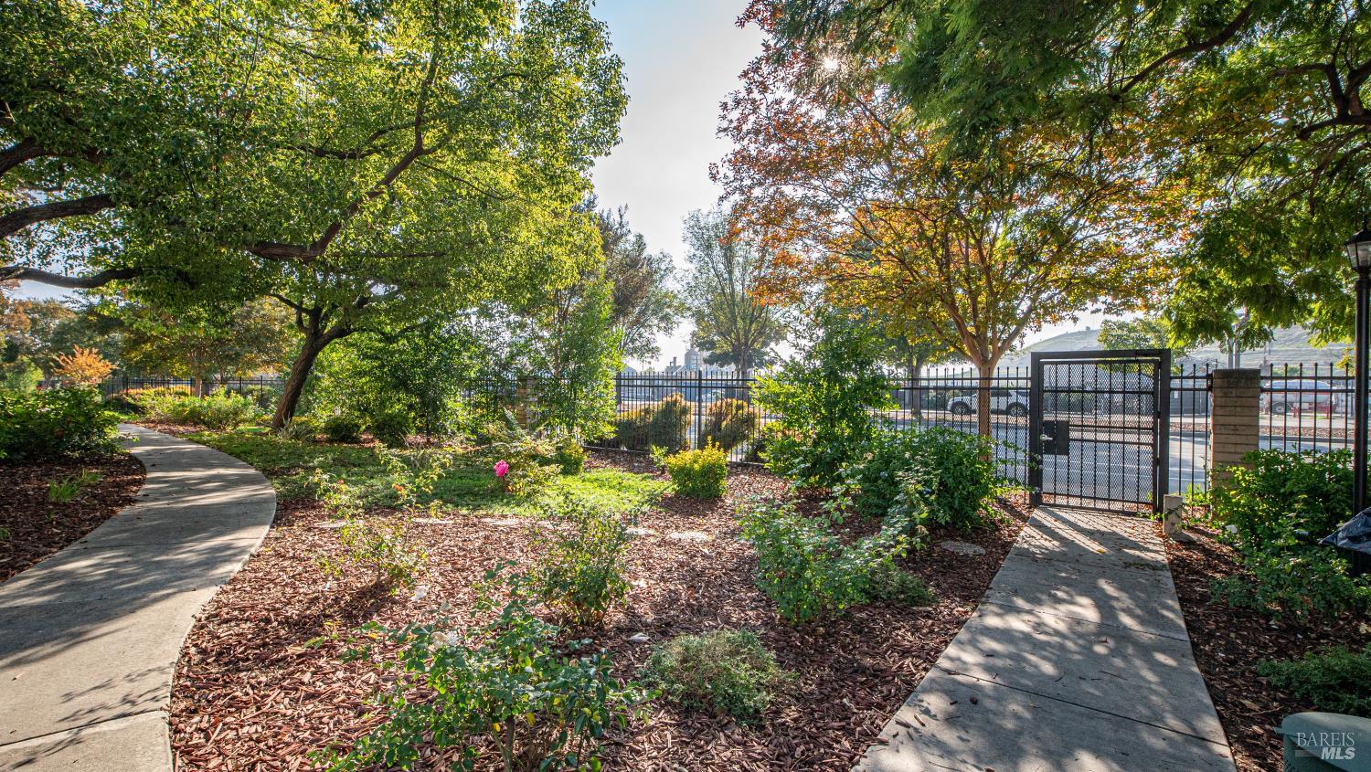 Detail Gallery Image 26 of 26 For 397 Kenbrook Cir, San Jose,  CA 95111 - 2 Beds | 2 Baths