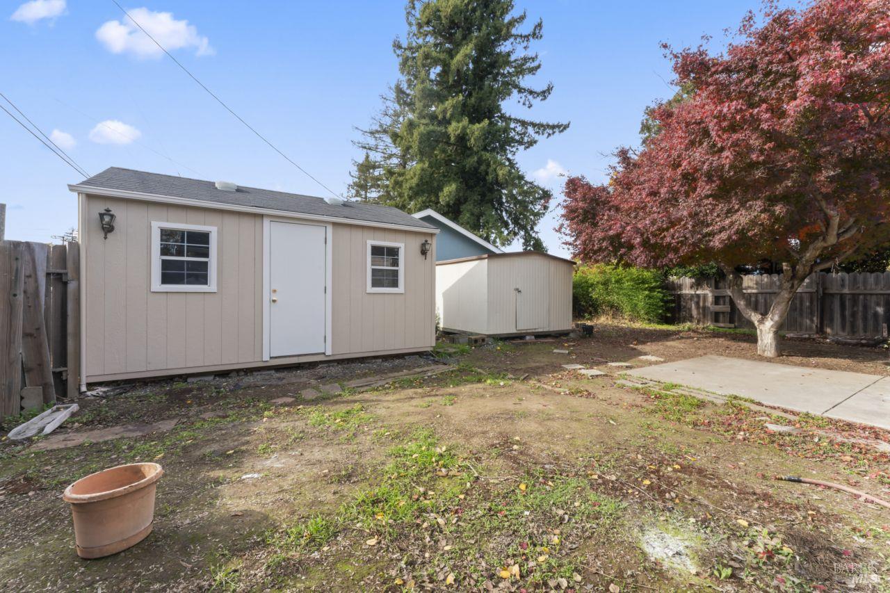 Detail Gallery Image 18 of 24 For 1295 Hemlock St, Napa,  CA 94559 - 3 Beds | 1 Baths