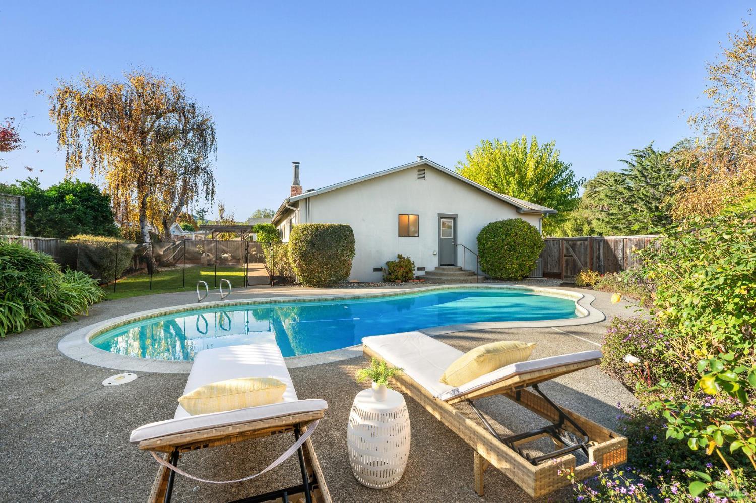 Detail Gallery Image 22 of 23 For 479 Calle De La Mesa Unkn, Novato,  CA 94949 - 4 Beds | 2 Baths