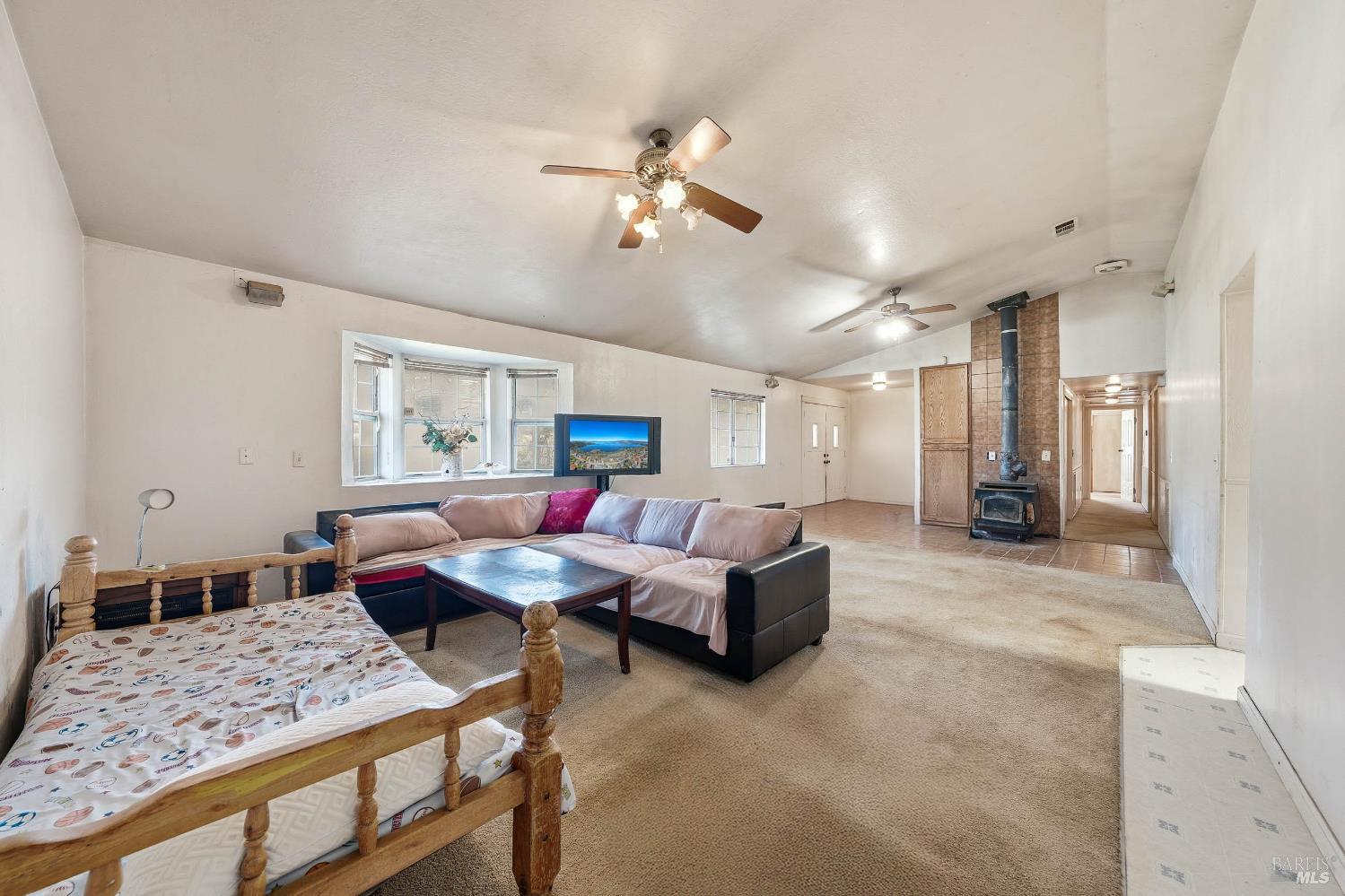 Detail Gallery Image 5 of 68 For 1633 New Long Valley Rd, Clearlake Oaks,  CA 95423 - 3 Beds | 2 Baths