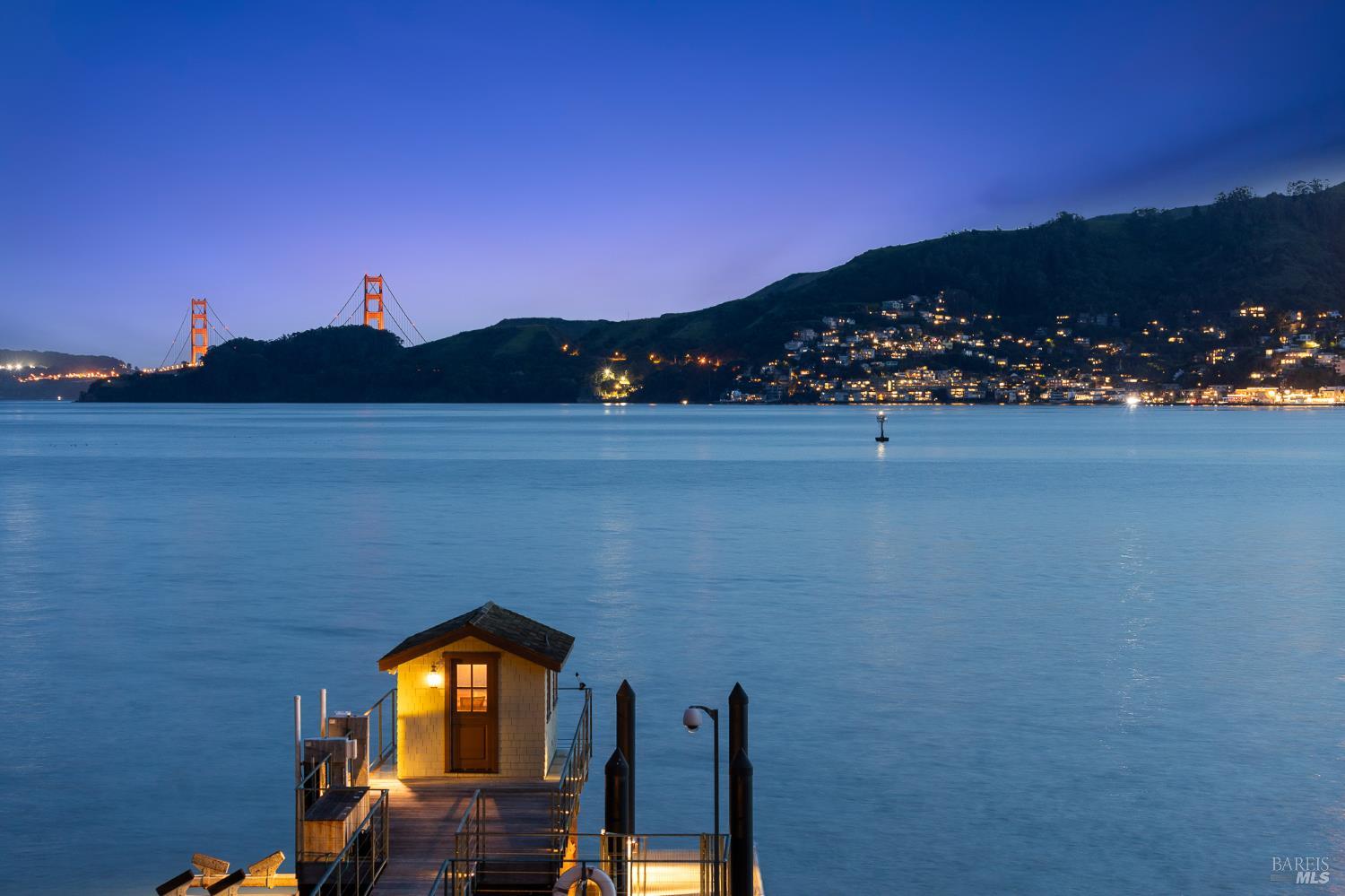 Detail Gallery Image 28 of 75 For 125 Belvedere Ave, Belvedere,  CA 94920 - 5 Beds | 5/5 Baths