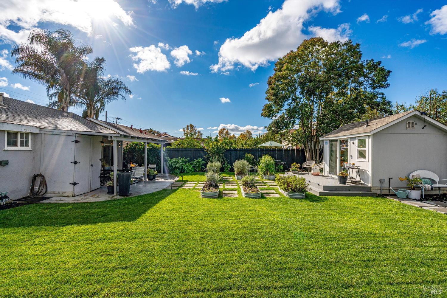 Detail Gallery Image 33 of 34 For 217 S Coombs St, Napa,  CA 94559 - 2 Beds | 1 Baths