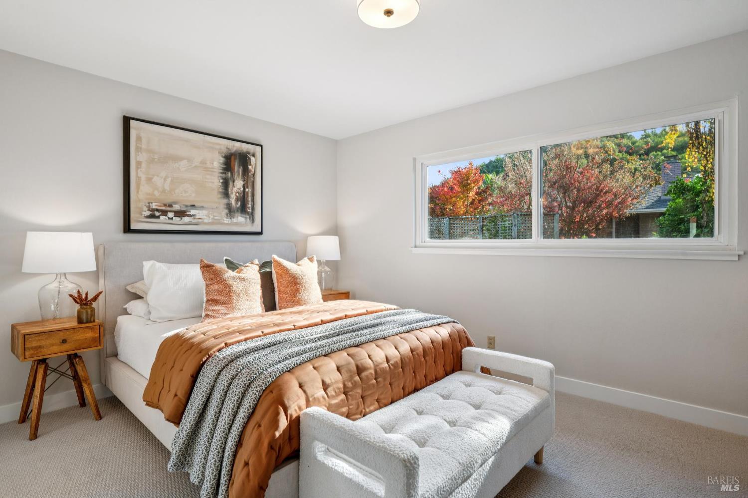 Detail Gallery Image 10 of 23 For 479 Calle De La Mesa Unkn, Novato,  CA 94949 - 4 Beds | 2 Baths