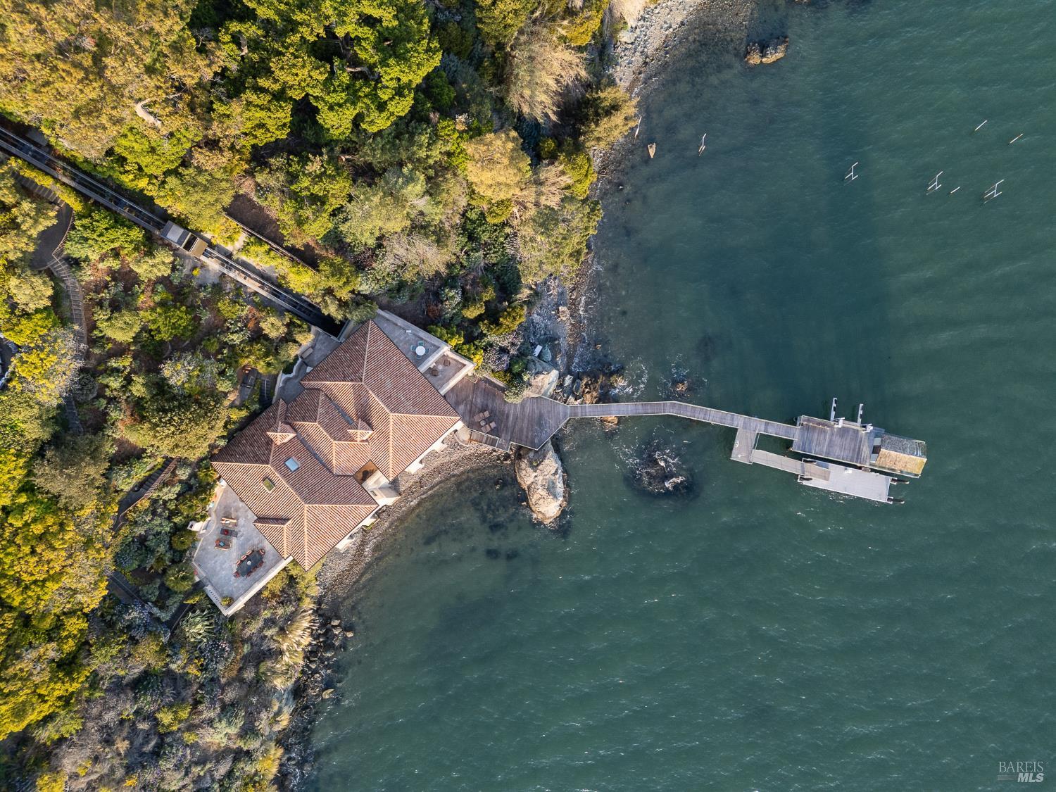 Detail Gallery Image 66 of 75 For 125 Belvedere Ave, Belvedere,  CA 94920 - 5 Beds | 5/5 Baths