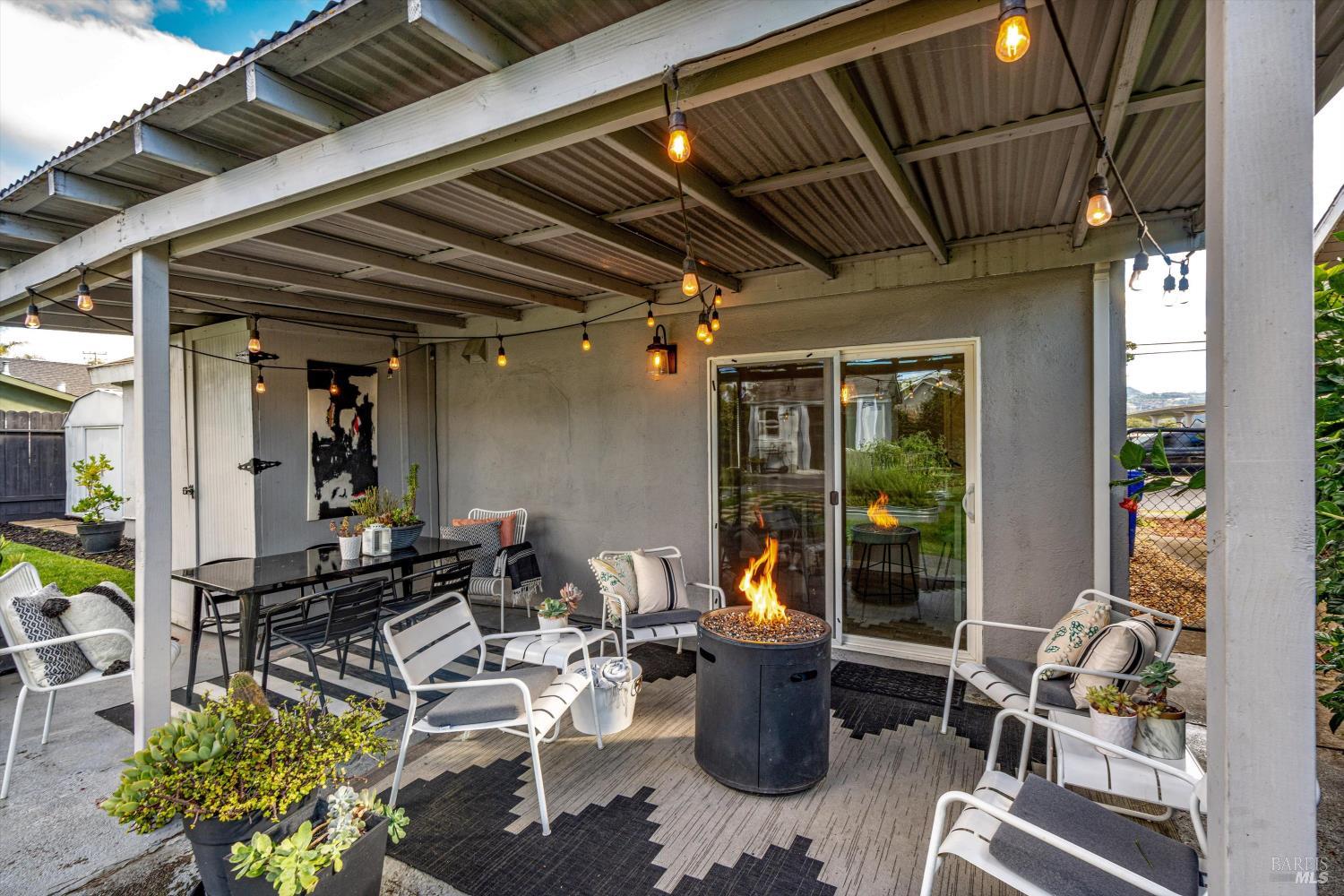 Detail Gallery Image 31 of 34 For 217 S Coombs St, Napa,  CA 94559 - 2 Beds | 1 Baths