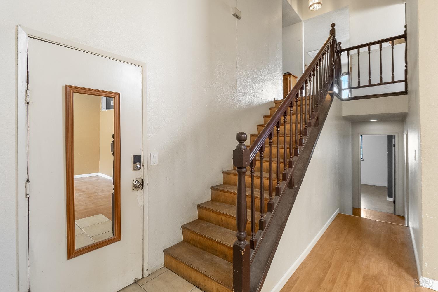 Detail Gallery Image 8 of 55 For 235 Toledo Ct, Vallejo,  CA 94591 - 5 Beds | 3/1 Baths