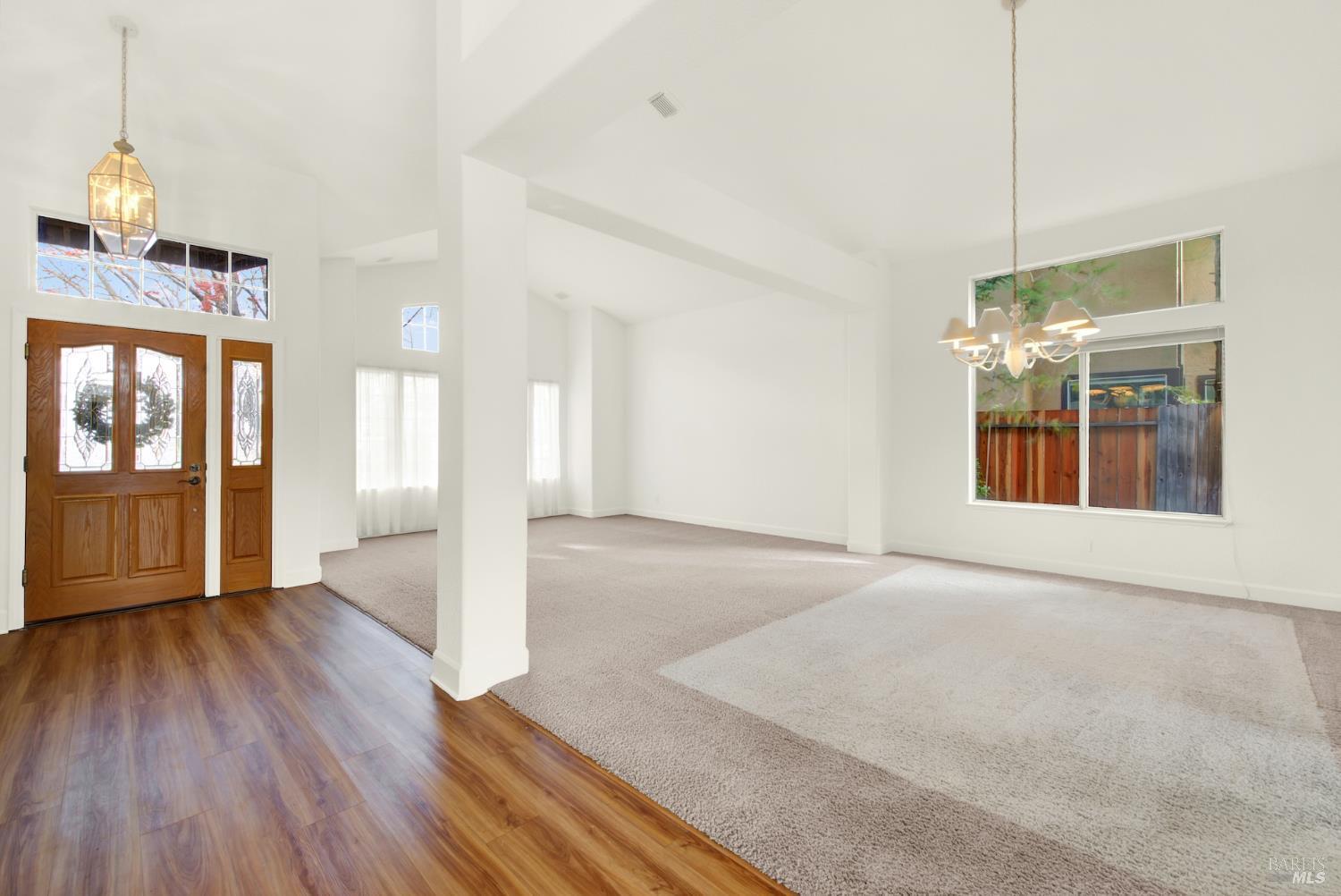 Detail Gallery Image 23 of 98 For 518 Canyon Oak Dr, Vacaville,  CA 95688 - 3 Beds | 2/1 Baths