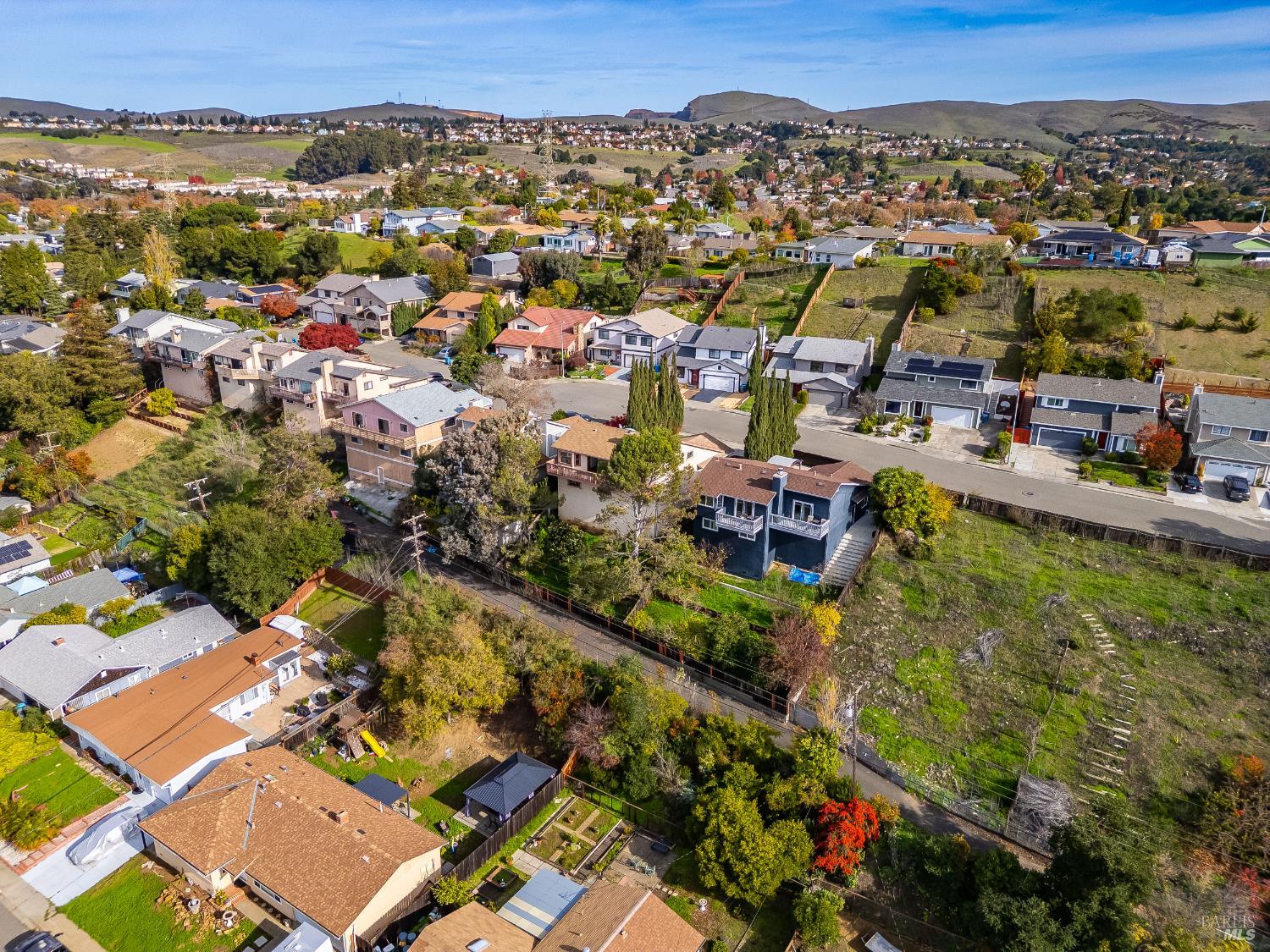 Detail Gallery Image 51 of 55 For 235 Toledo Ct, Vallejo,  CA 94591 - 5 Beds | 3/1 Baths