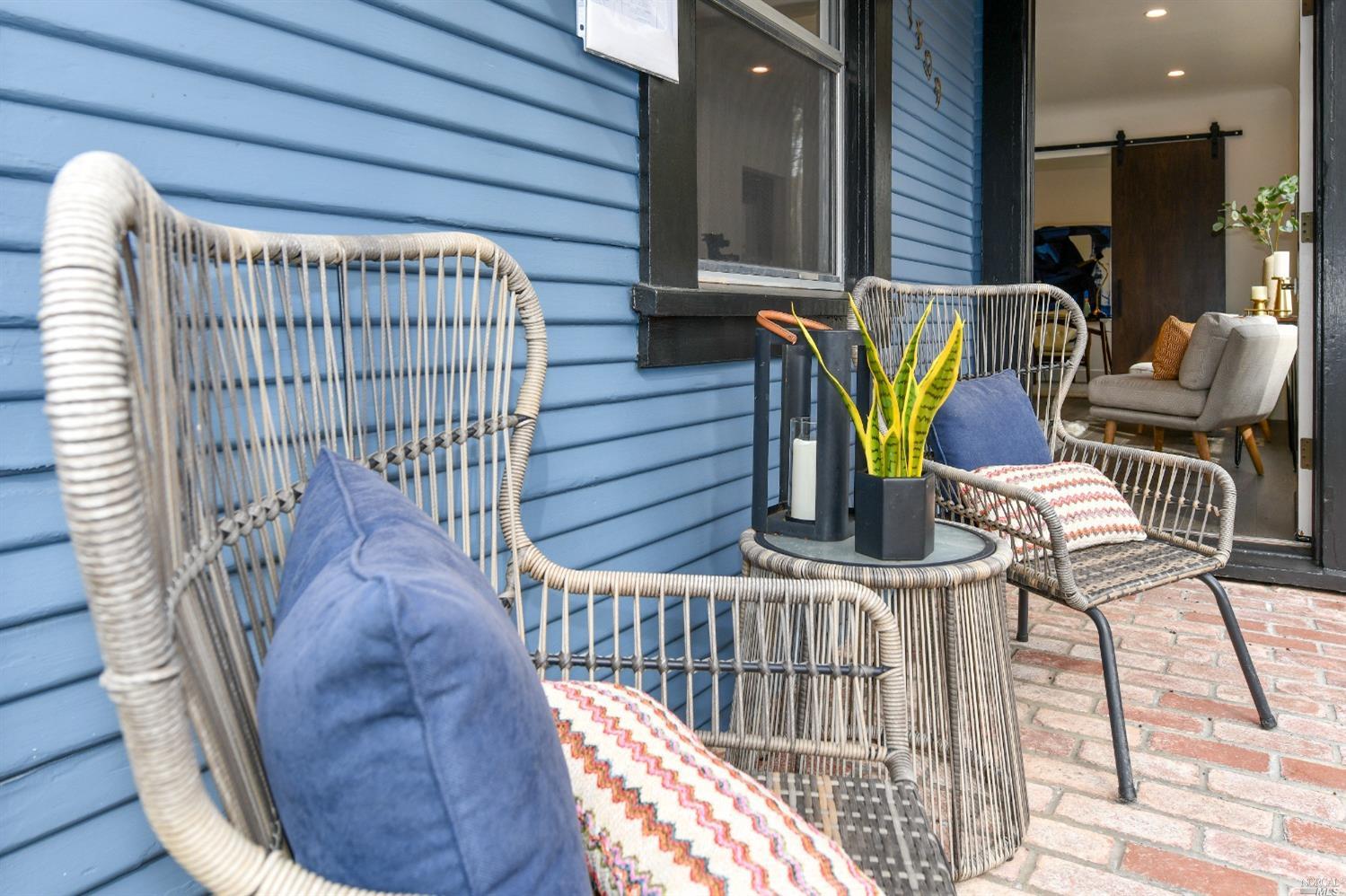 Detail Gallery Image 4 of 37 For 1509 Banks Ave, Napa,  CA 94559 - 3 Beds | 1 Baths