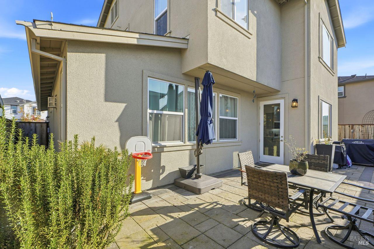 Detail Gallery Image 44 of 47 For 1617 Sorrel St, Santa Rosa,  CA 95403 - 3 Beds | 2/1 Baths