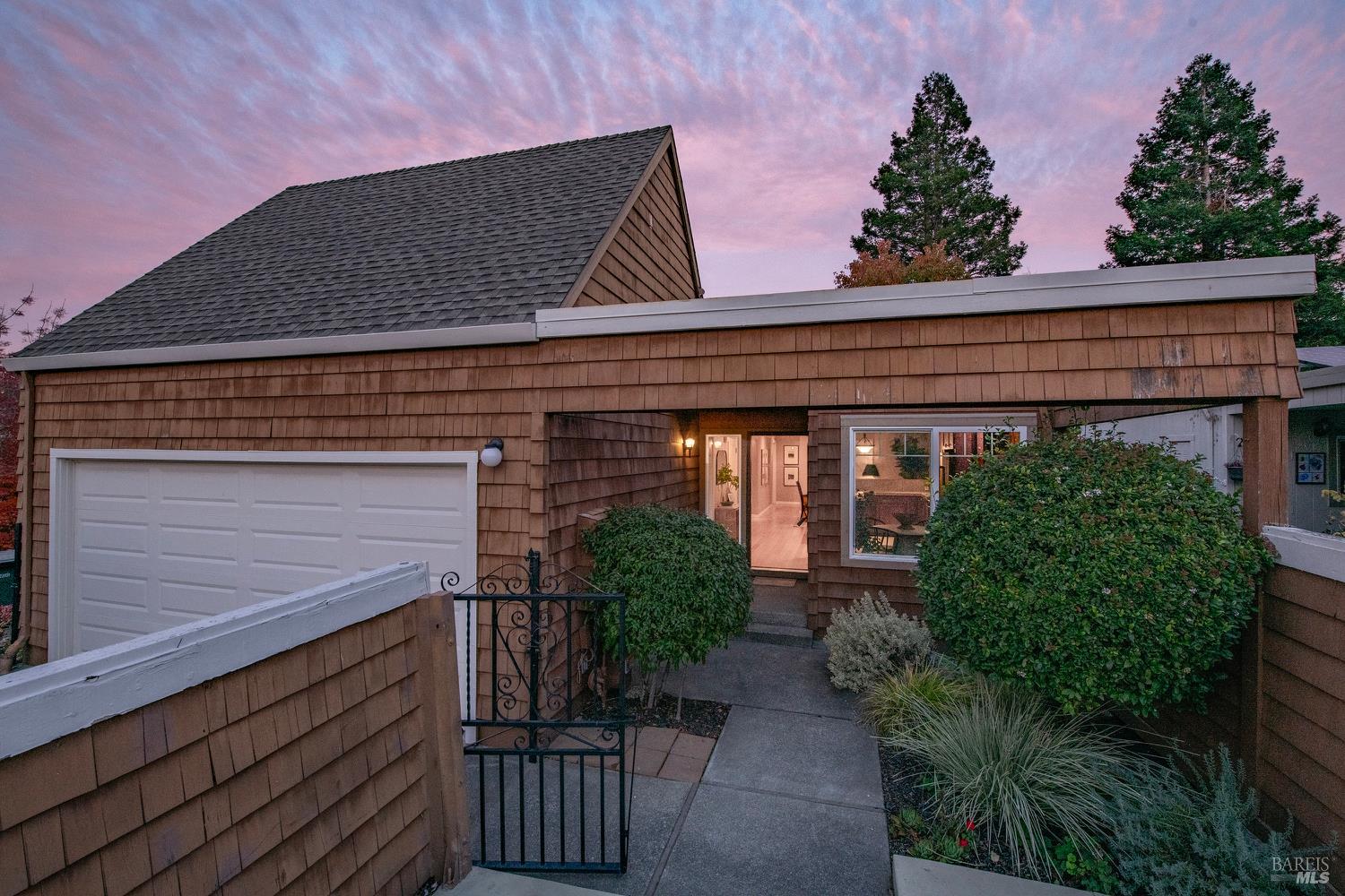 Detail Gallery Image 37 of 37 For 327 Buttercup Ct, Sonoma,  CA 95476 - 2 Beds | 2 Baths