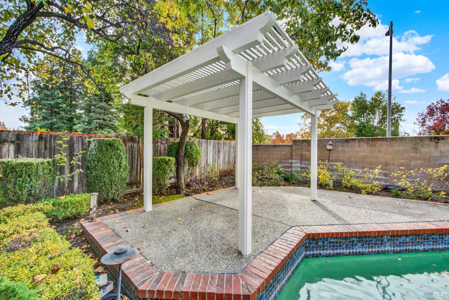 Detail Gallery Image 75 of 98 For 518 Canyon Oak Dr, Vacaville,  CA 95688 - 3 Beds | 2/1 Baths