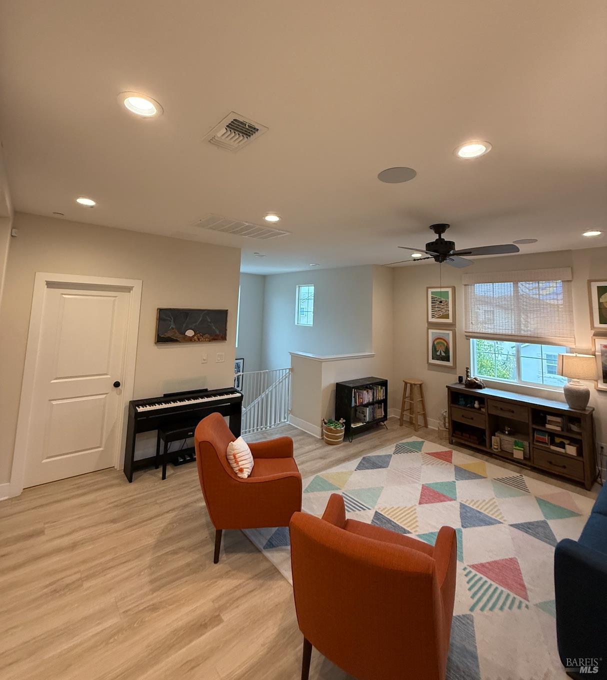 Detail Gallery Image 22 of 39 For 813 Cosmos Dr, Vacaville,  CA 95687 - 4 Beds | 3 Baths