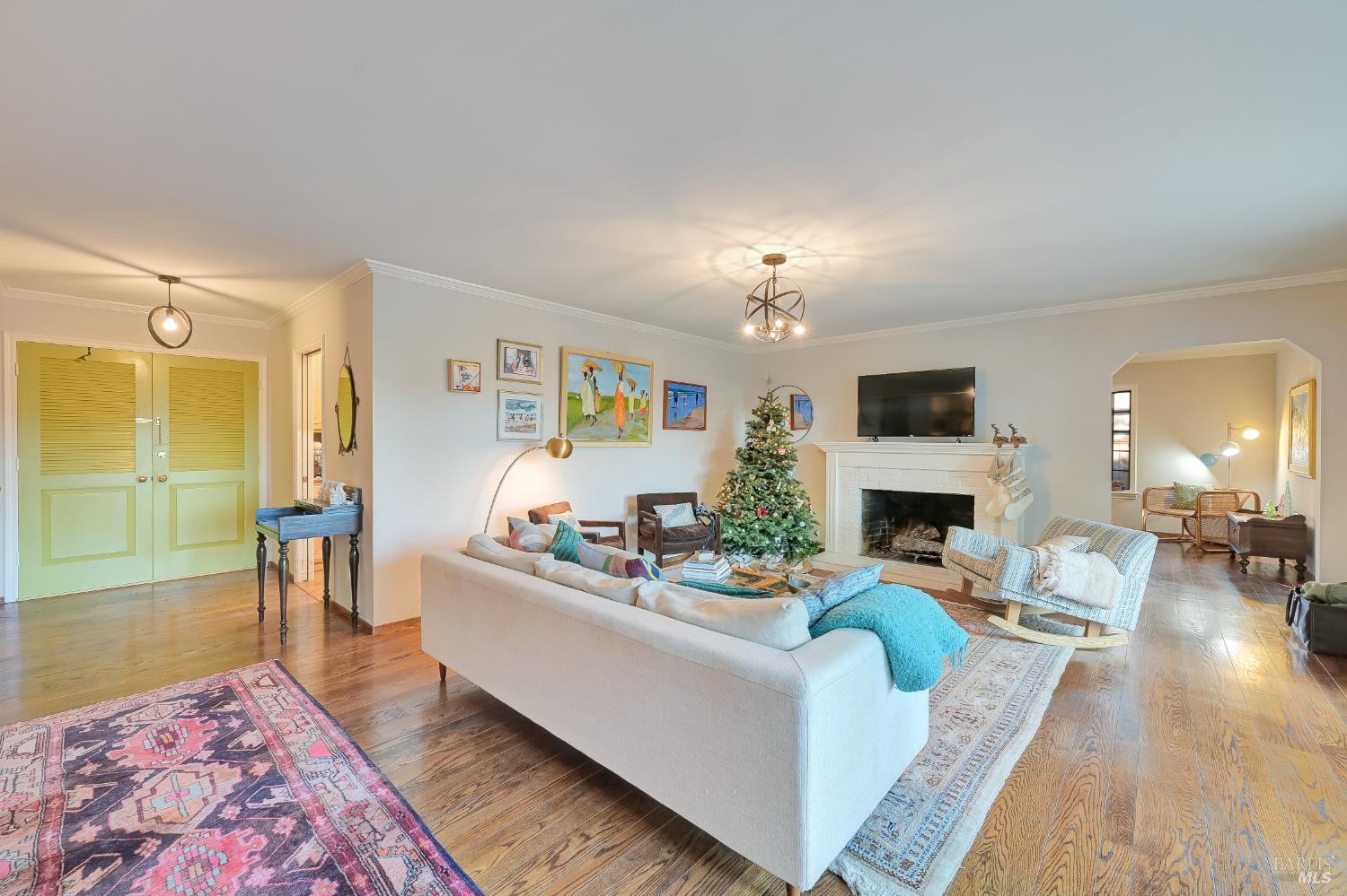 Detail Gallery Image 4 of 35 For 28 Bonnie Banks Way, San Rafael,  CA 94901 - 3 Beds | 2/1 Baths