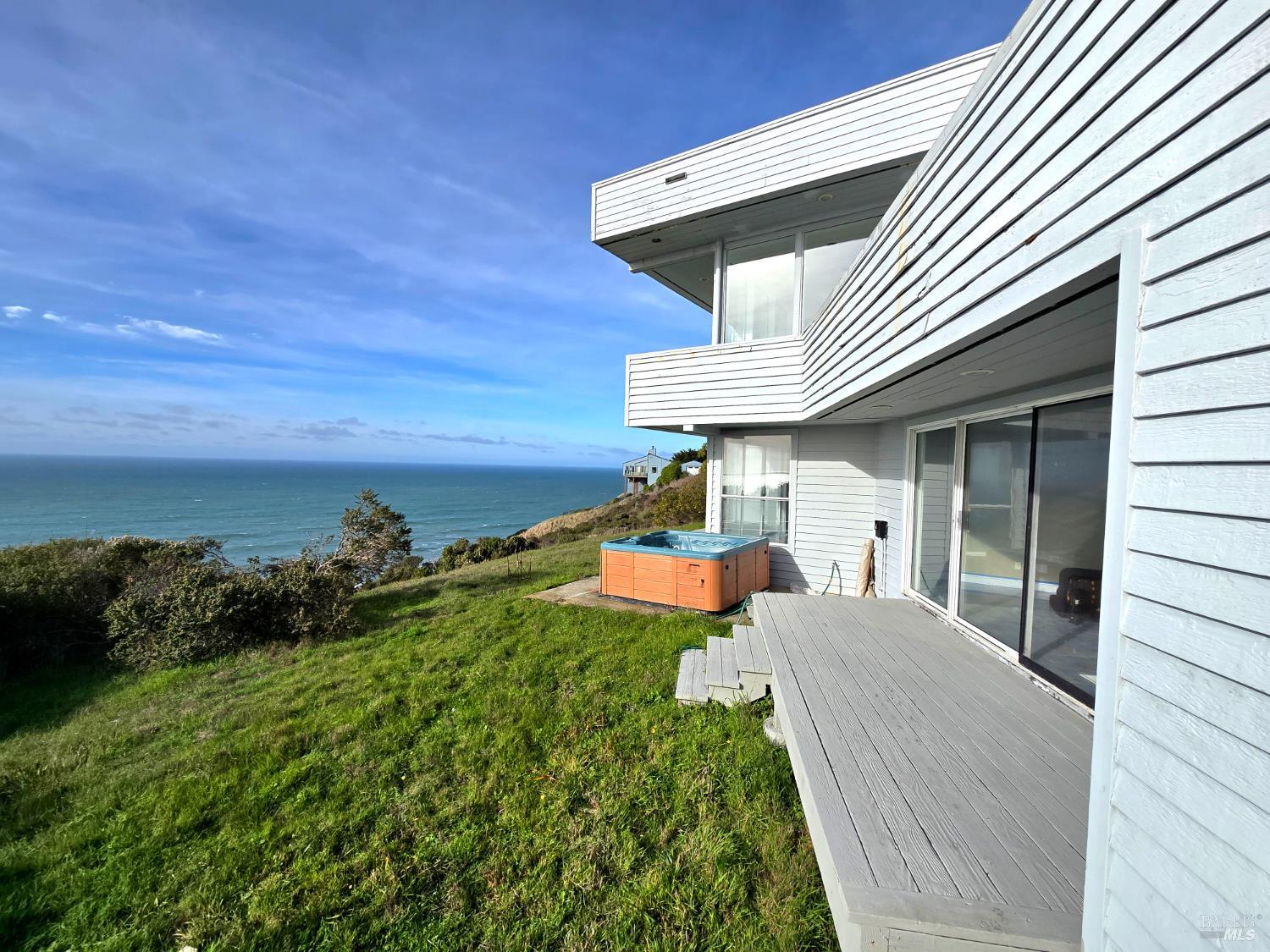 Detail Gallery Image 6 of 10 For 14800 Navarro Way, Manchester,  CA 95459 - 4 Beds | 3 Baths