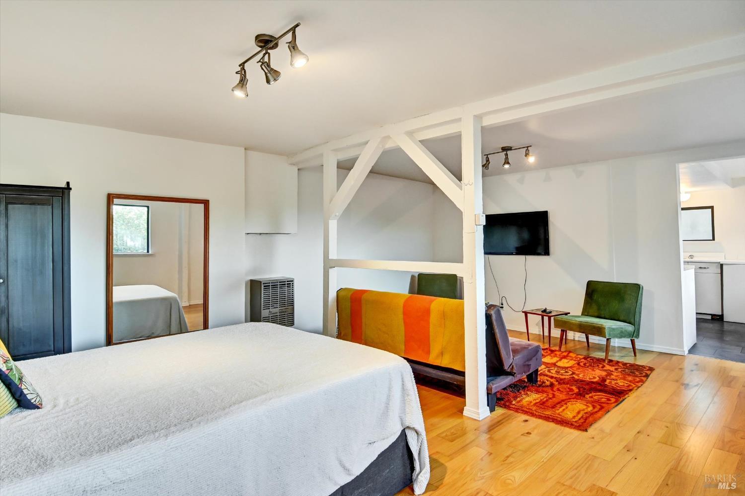 Detail Gallery Image 28 of 49 For 51 Berry Trl, Fairfax,  CA 94930 - 3 Beds | 2 Baths