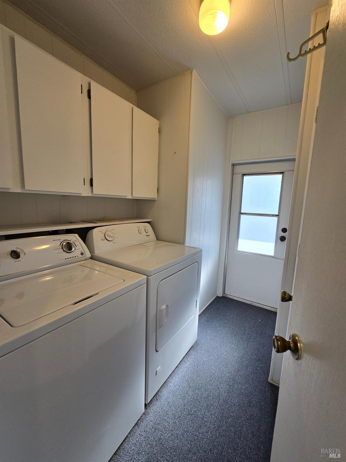 Detail Gallery Image 7 of 17 For 233 Apple Ln, Rohnert Park,  CA 94928 - 2 Beds | 2 Baths