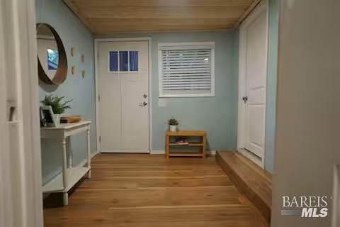 Detail Gallery Image 4 of 16 For 4290 Cazadero Hwy, Cazadero,  CA 95421 - 2 Beds | 1 Baths