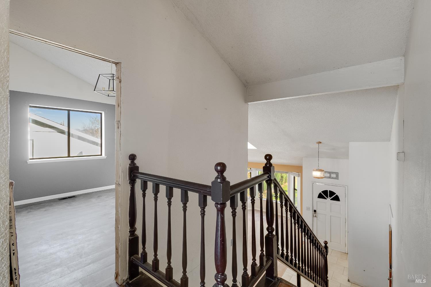 Detail Gallery Image 19 of 55 For 235 Toledo Ct, Vallejo,  CA 94591 - 5 Beds | 3/1 Baths