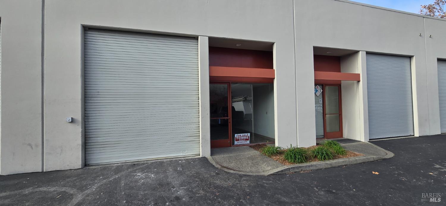 Detail Gallery Image 3 of 22 For 1814 Empire Industrial Ct #C,  Santa Rosa,  CA 95403 - – Beds | – Baths