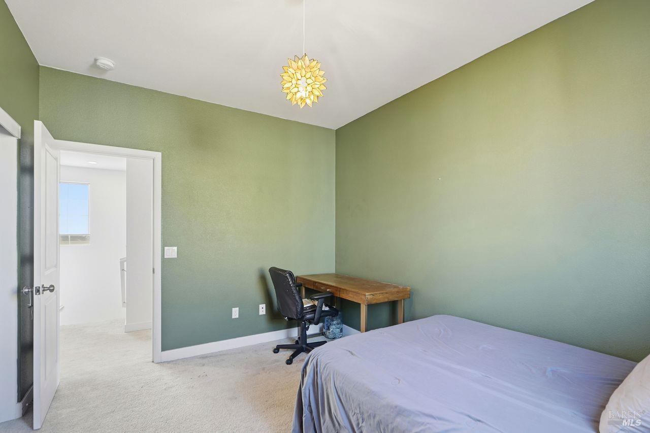 Detail Gallery Image 32 of 47 For 1617 Sorrel St, Santa Rosa,  CA 95403 - 3 Beds | 2/1 Baths