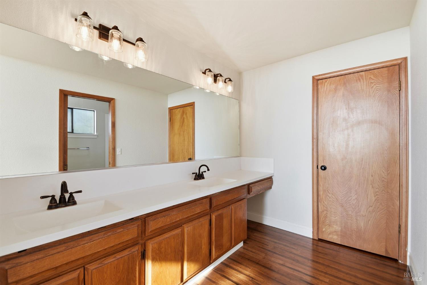 Detail Gallery Image 26 of 36 For 5827 La Cuesta Dr, Santa Rosa,  CA 95409 - 4 Beds | 3 Baths