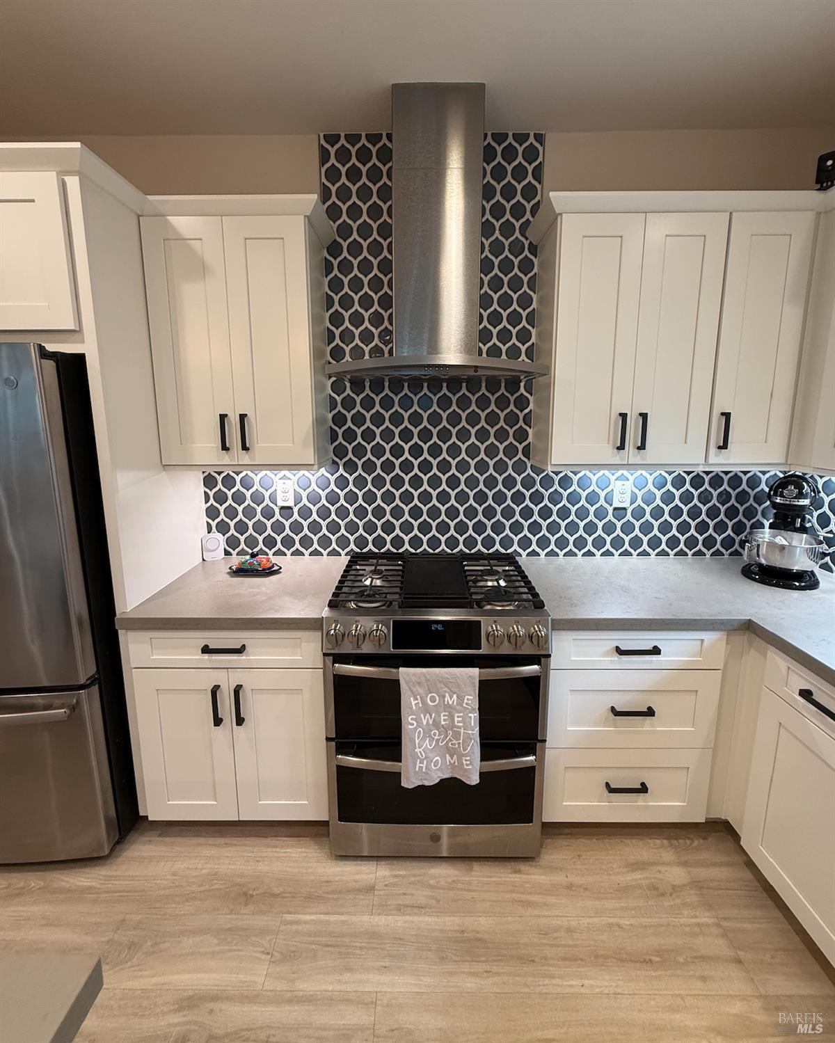 Detail Gallery Image 13 of 39 For 813 Cosmos Dr, Vacaville,  CA 95687 - 4 Beds | 3 Baths