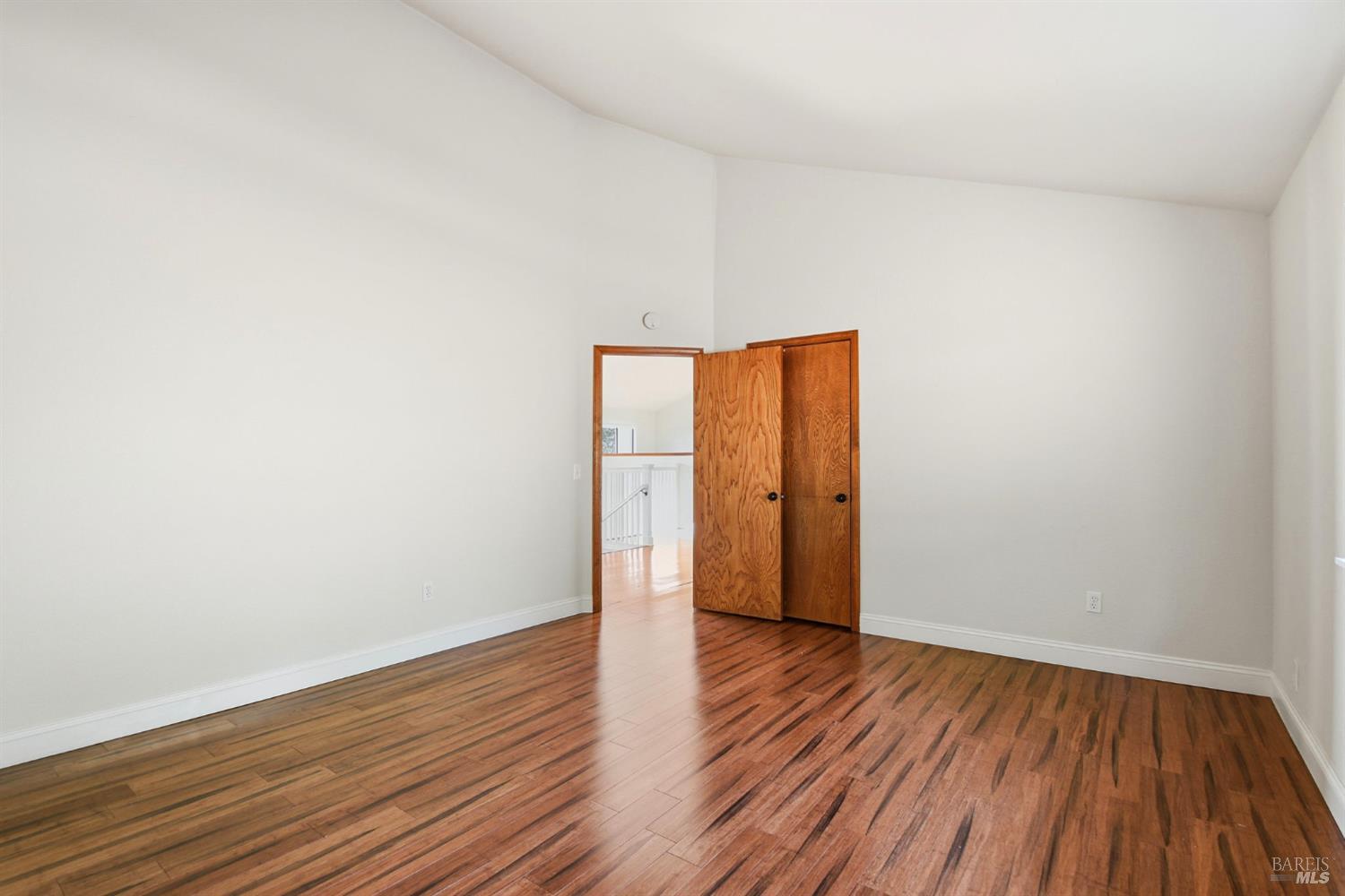 Detail Gallery Image 19 of 36 For 5827 La Cuesta Dr, Santa Rosa,  CA 95409 - 4 Beds | 3 Baths