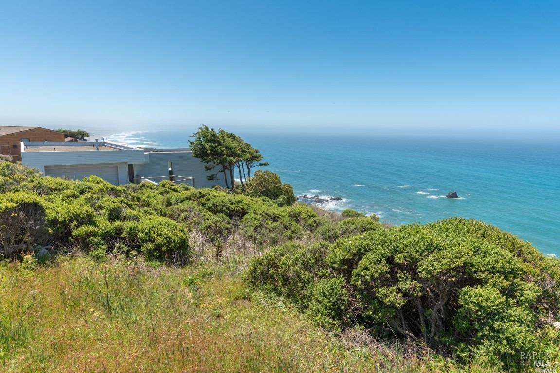 Detail Gallery Image 9 of 10 For 14800 Navarro Way, Manchester,  CA 95459 - 4 Beds | 3 Baths