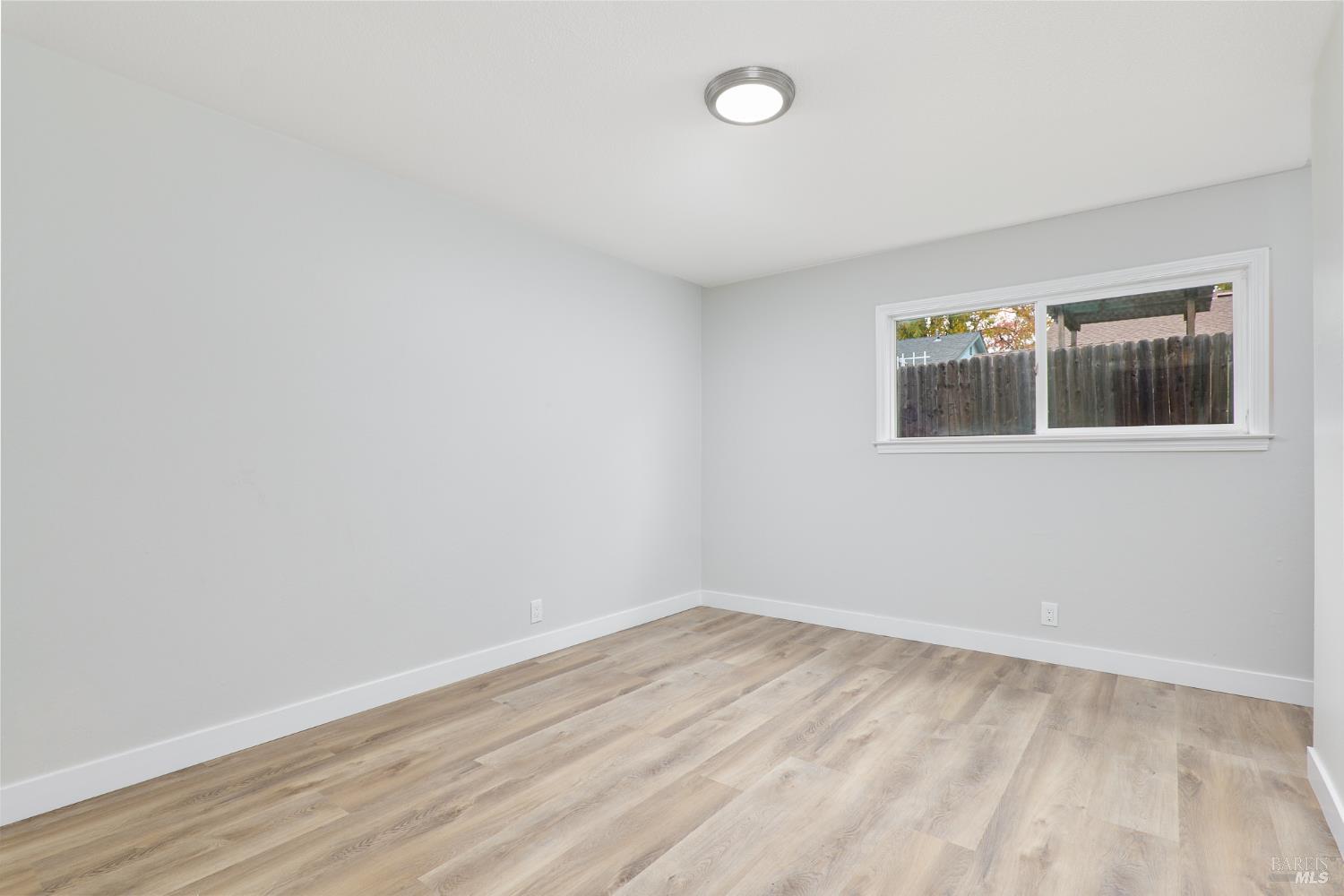 Detail Gallery Image 14 of 21 For 1745 San Jose Dr, Antioch,  CA 94509 - 3 Beds | 2 Baths