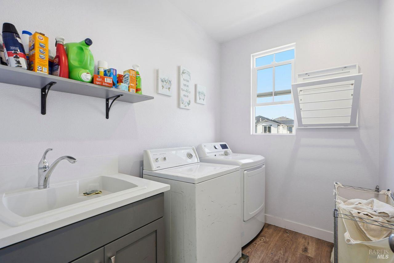 Detail Gallery Image 41 of 47 For 1617 Sorrel St, Santa Rosa,  CA 95403 - 3 Beds | 2/1 Baths