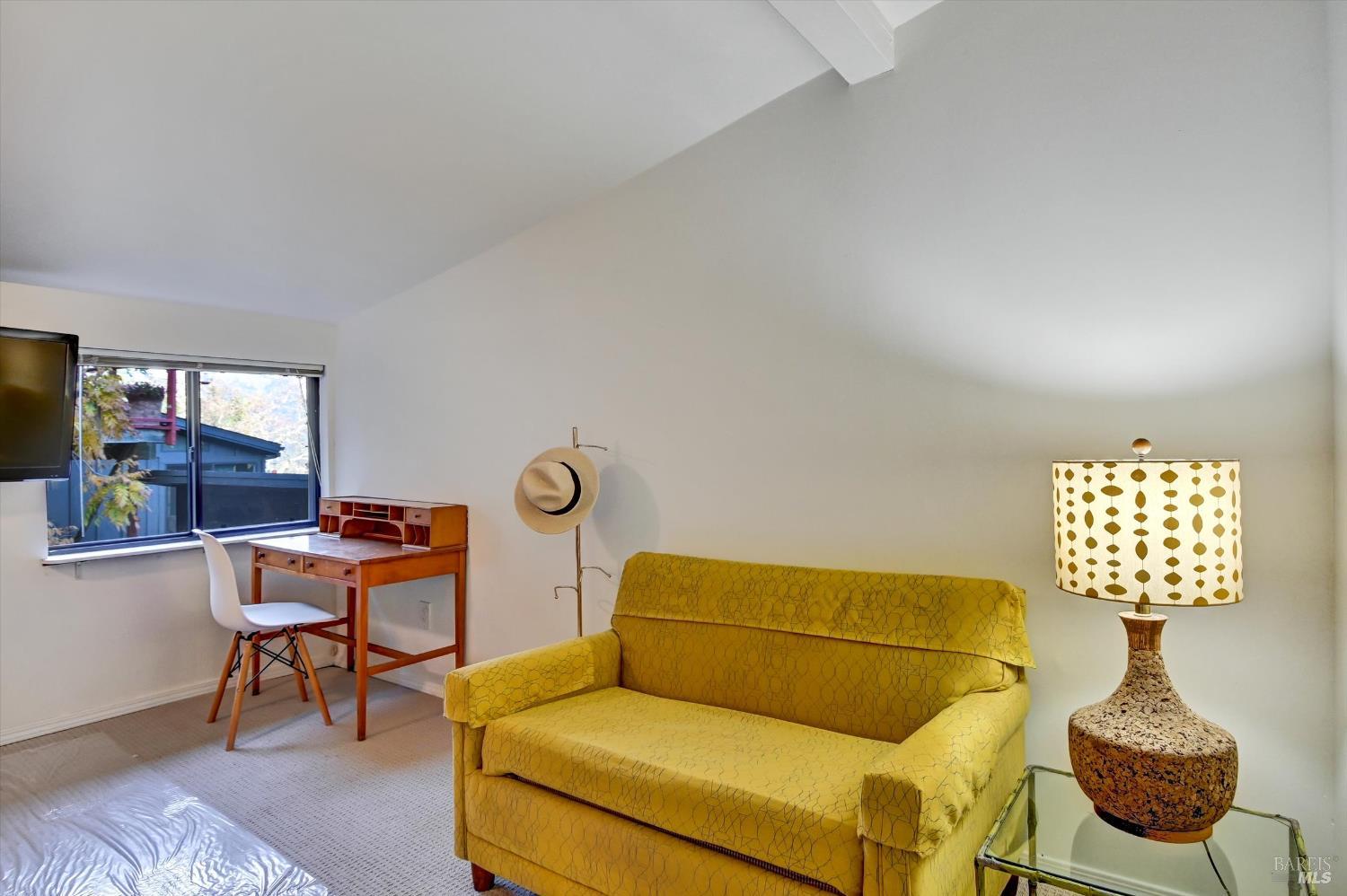 Detail Gallery Image 24 of 49 For 51 Berry Trl, Fairfax,  CA 94930 - 3 Beds | 2 Baths