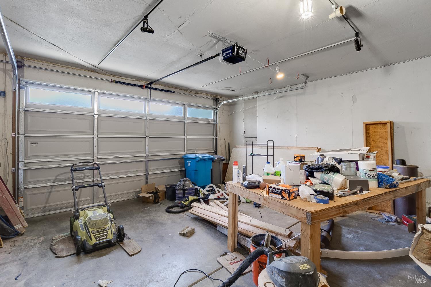 Detail Gallery Image 43 of 55 For 235 Toledo Ct, Vallejo,  CA 94591 - 5 Beds | 3/1 Baths