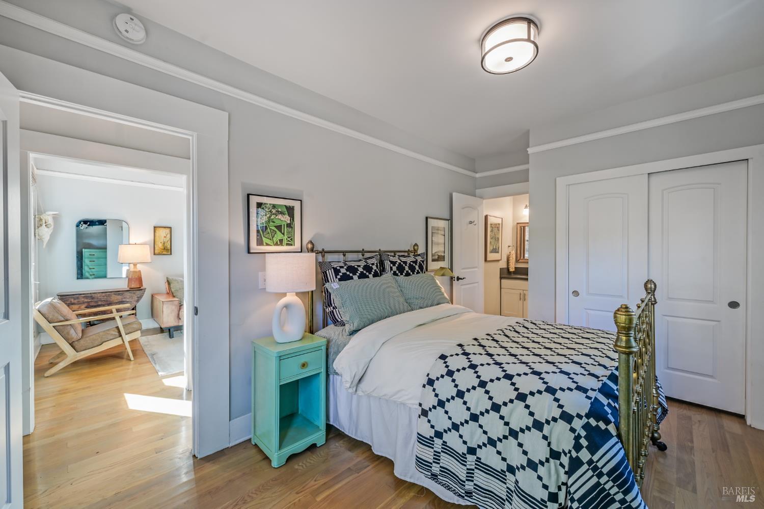 Detail Gallery Image 15 of 31 For 610 E St, Petaluma,  CA 94952 - 3 Beds | 2/1 Baths